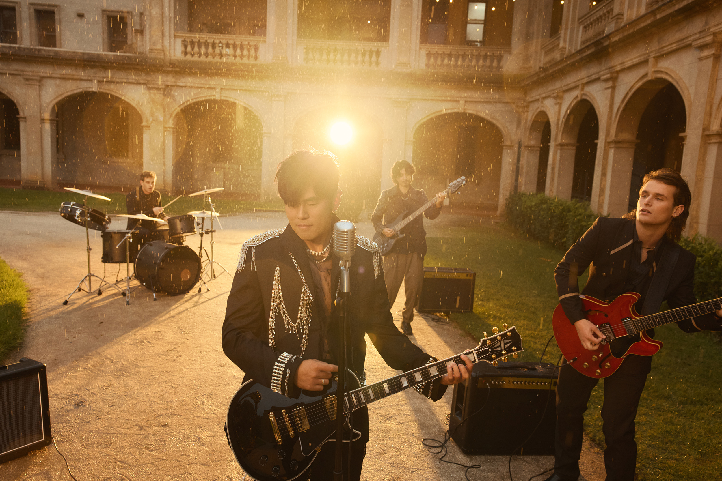 周杰倫最新MV「誰稀罕」今天中午12:00於周杰倫官方YouTube登場。（杰威爾音樂）