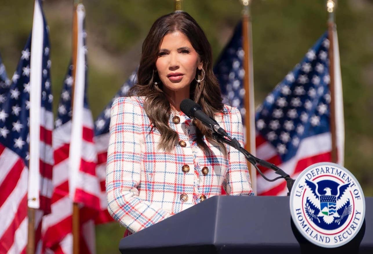 克莉絲蒂諾姆遭川普撤換職務，轉任新安全計畫特使。（翻攝Kristi Noem臉書）