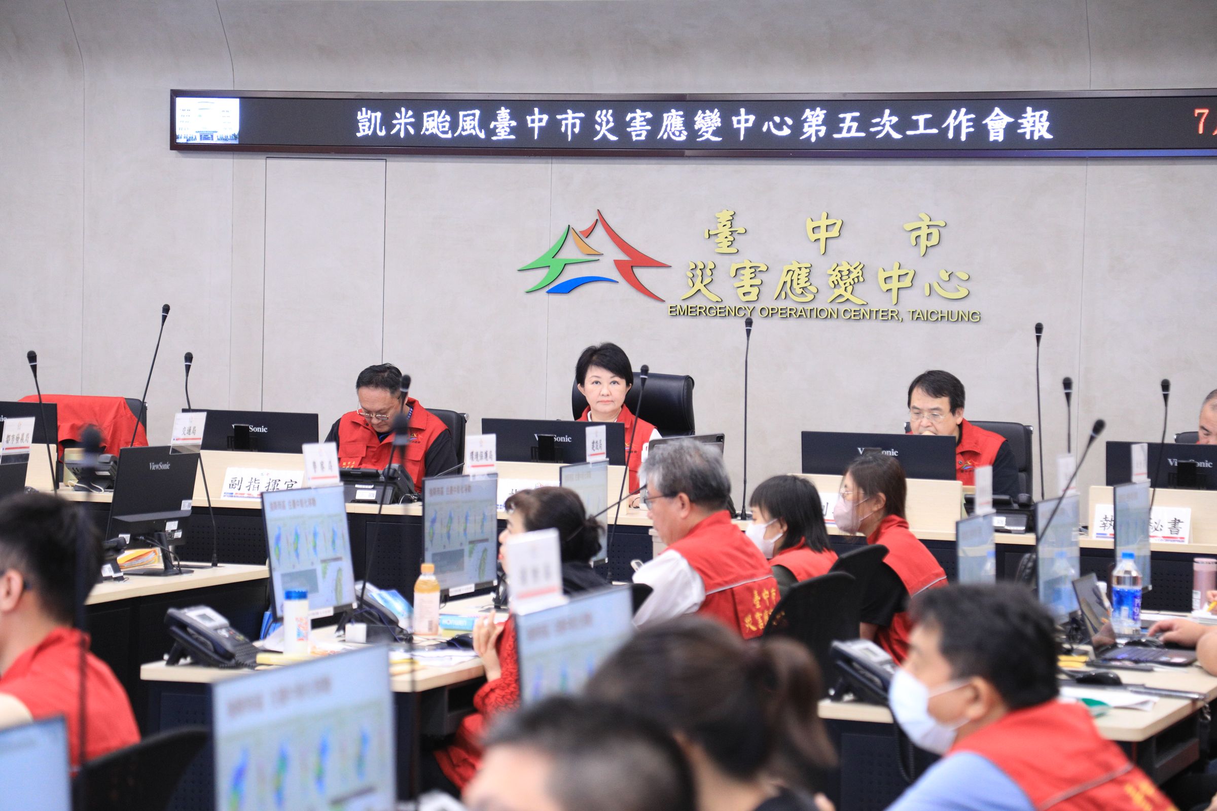 凱米造成南部大淹水,台中出動5部大型抽水機希望助其他縣市度過難關。(中市府提供)