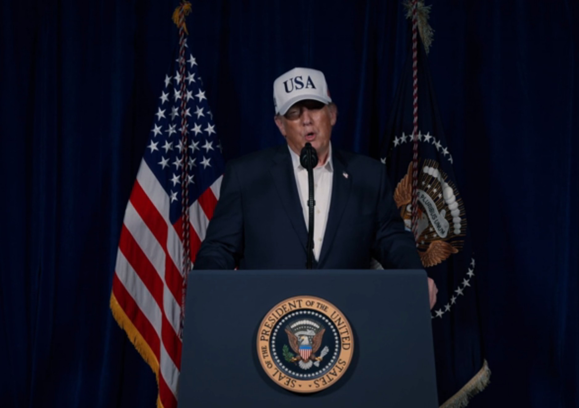 美國總統川普證實攻擊伊朗。(翻攝Truth Social@realDonaldTrump)