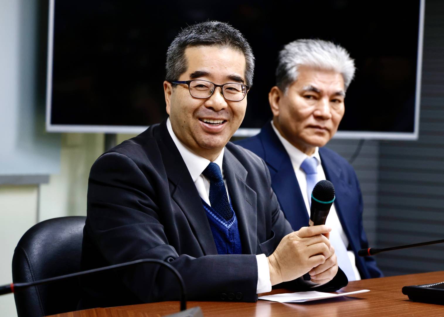 國共「智庫交流」2月2日至4日在北京登場，國民黨由副主席蕭旭岑率智庫副董事長李鴻源，以及40位專家學者出席。