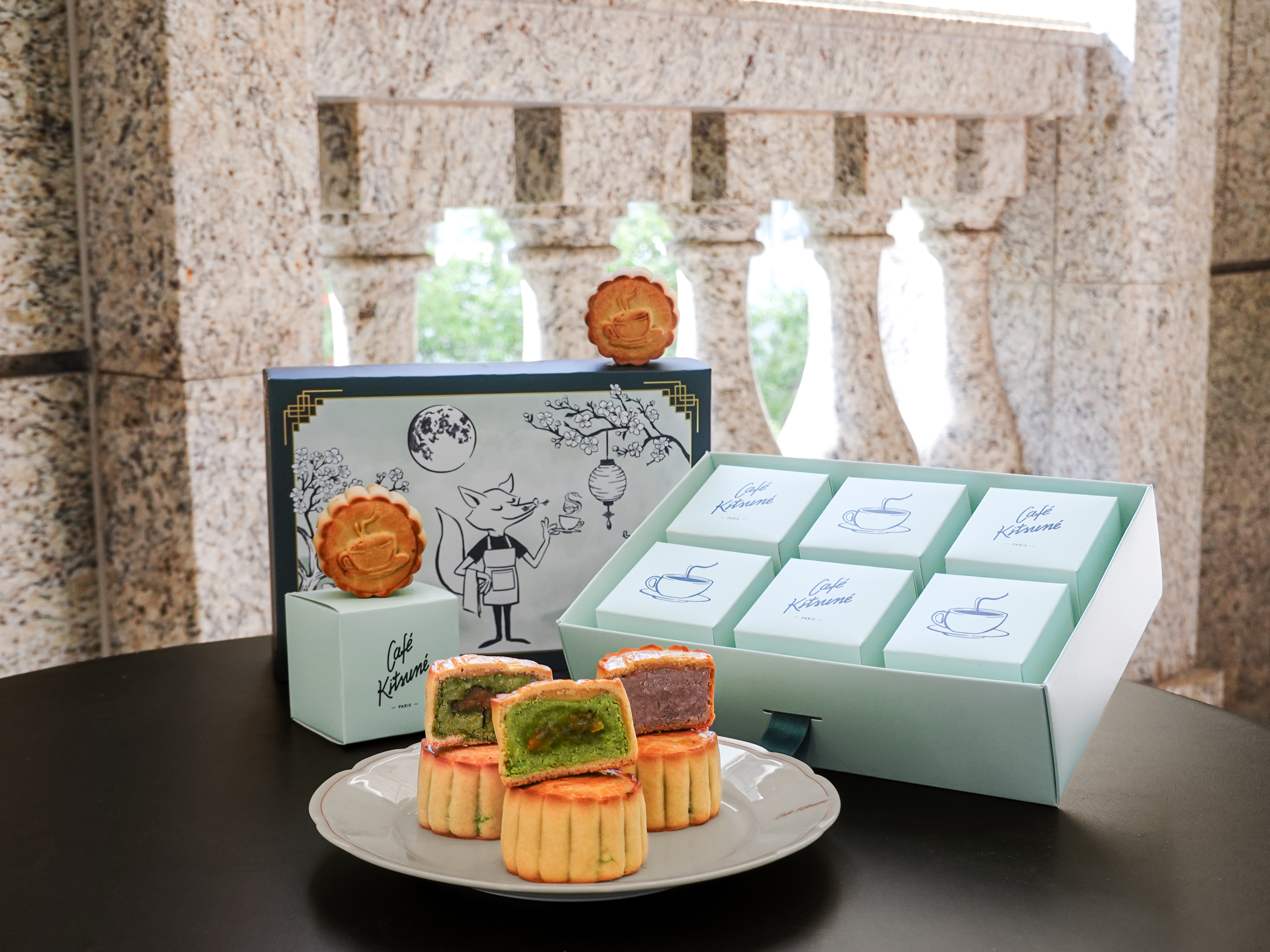 Café Kitsuné中秋手工月餅禮盒。NT$1,380／6入（Onefifteen提供）