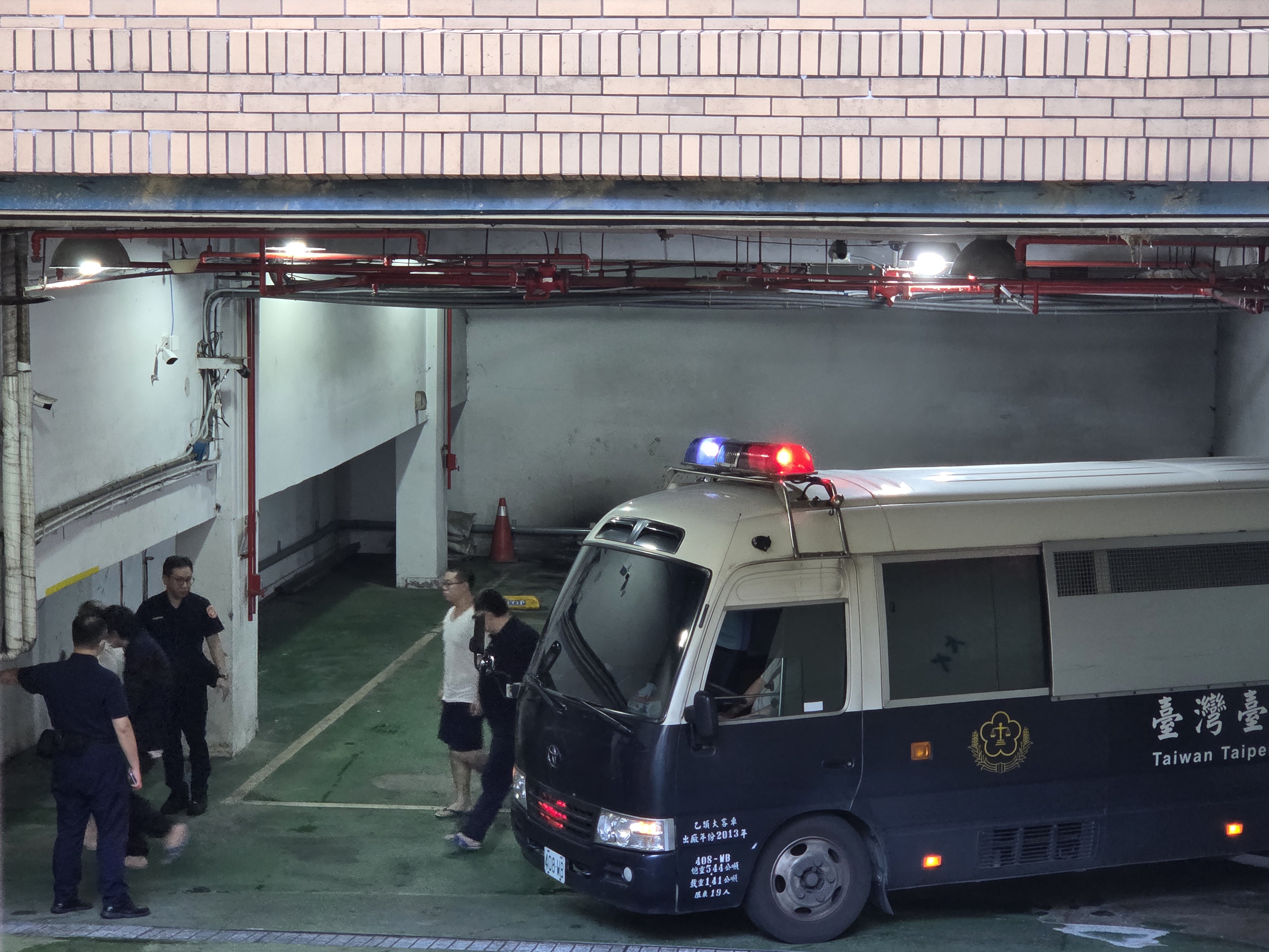 北檢偵辦綠營幕僚共諜案，黃取榮、邱世元、吳尚雨及何仁傑被起訴並求重刑。
