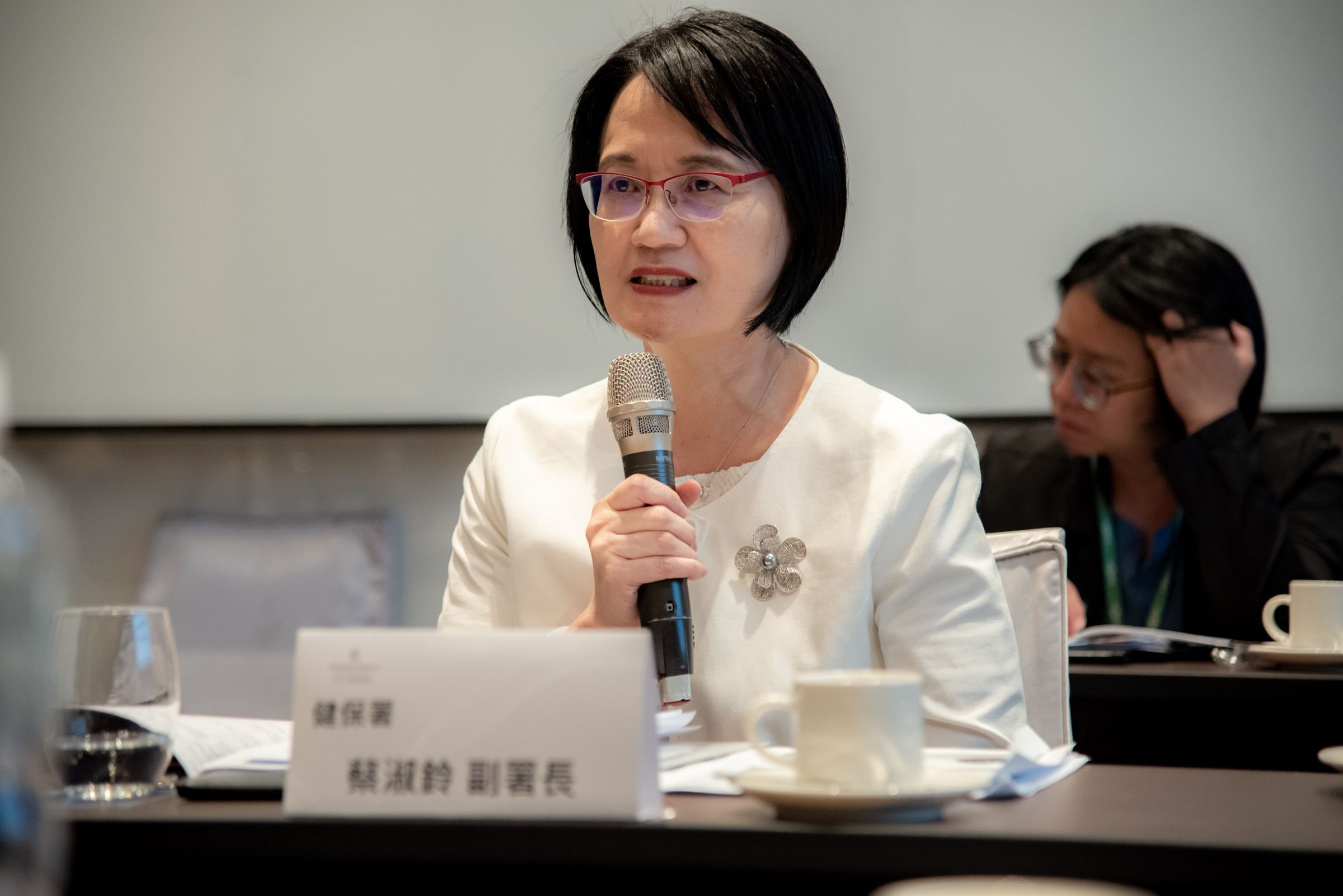 衛生福利部中央健康保險署副署長蔡淑鈴回應,深切了解頭頸癌癌友困境,並也實現承諾,晚期病患若符合條件即可將癌症免疫藥物作為一線治療使用。