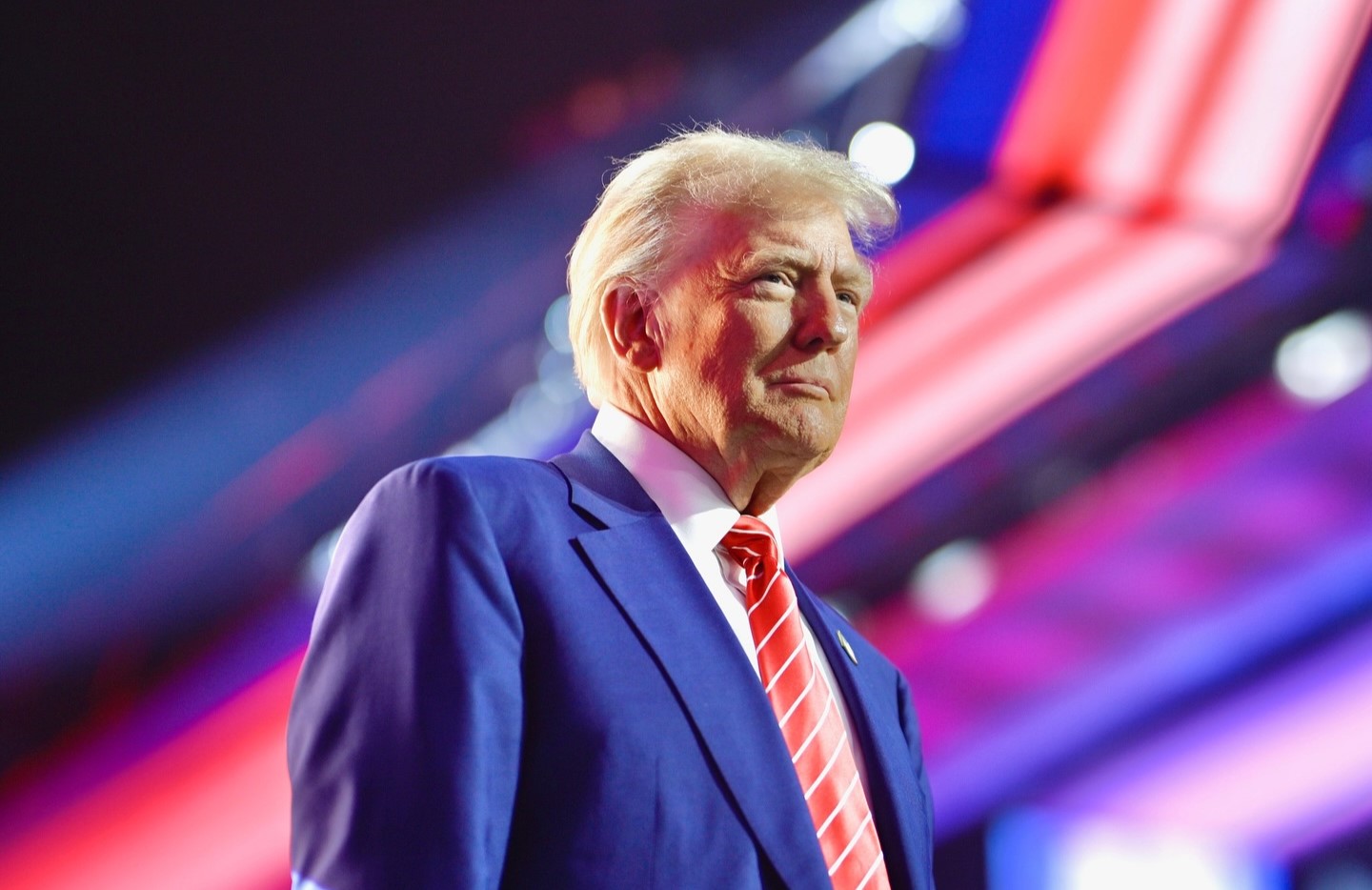 全球首富馬斯克日前宣布成立新政黨，讓美國總統川普直批荒謬。（翻攝川普臉書）