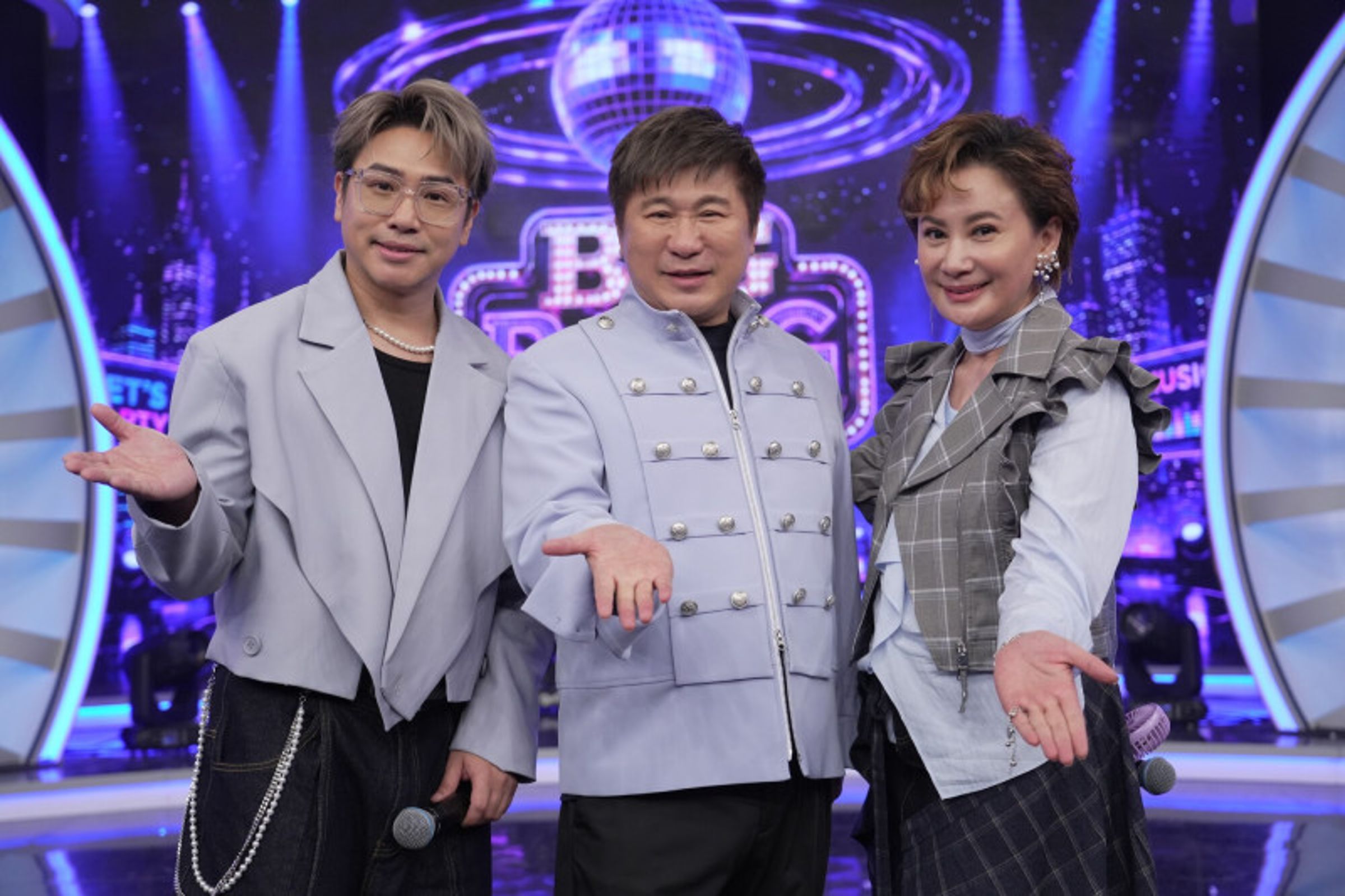 胡瓜是歐漢聲的恩師,現在胡瓜、陳亞蘭與歐漢聲也一起主持《週末最強大》。(華視提供)
