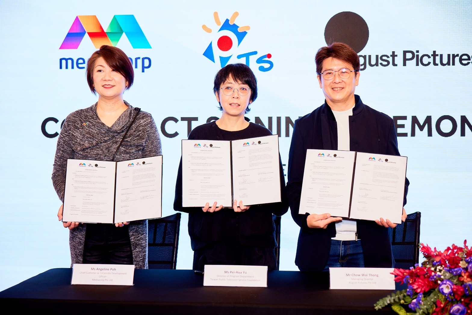 臺灣公共電視與新傳媒今日在新加坡ATF亞洲電視節舉行簽約儀式。（公視提供）