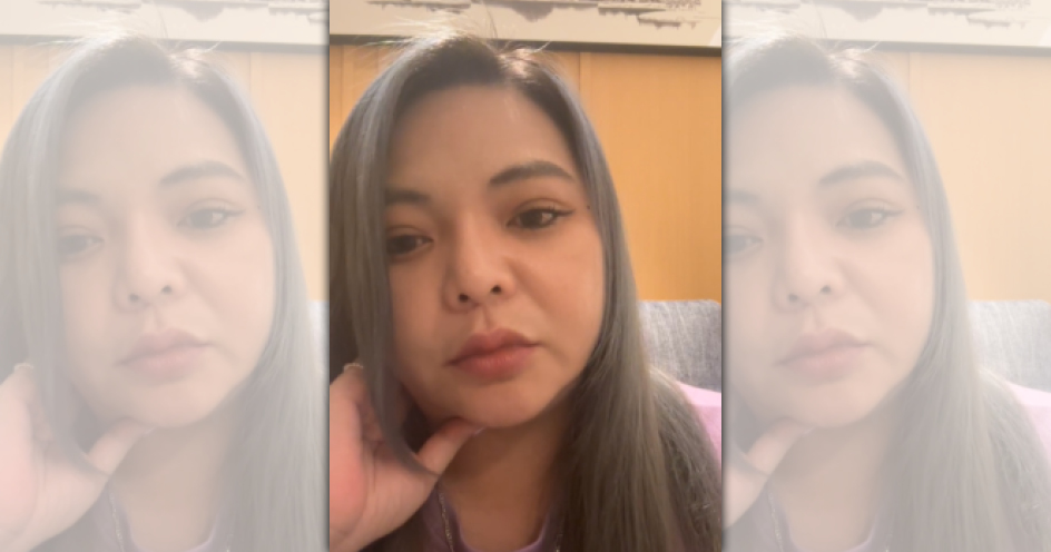 小甜甜開直播坦言「演藝工作完全沒有了」。（翻攝自小甜甜臉書）