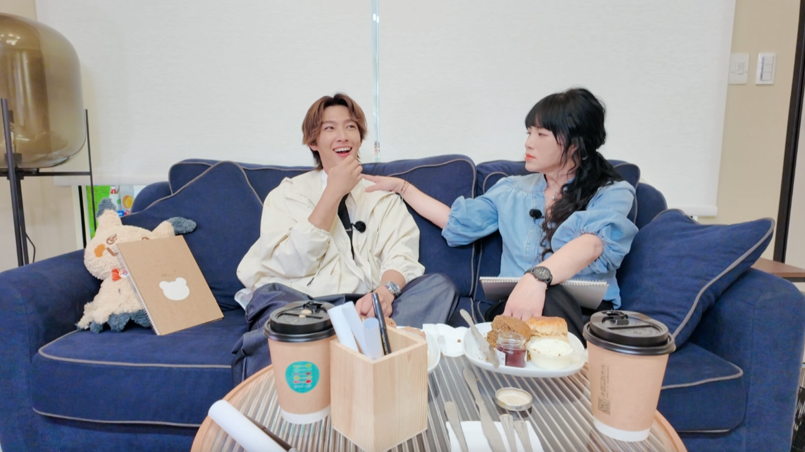 唐綺陽上炎亞綸的YT頻道錄影。（大浪娛樂提供）