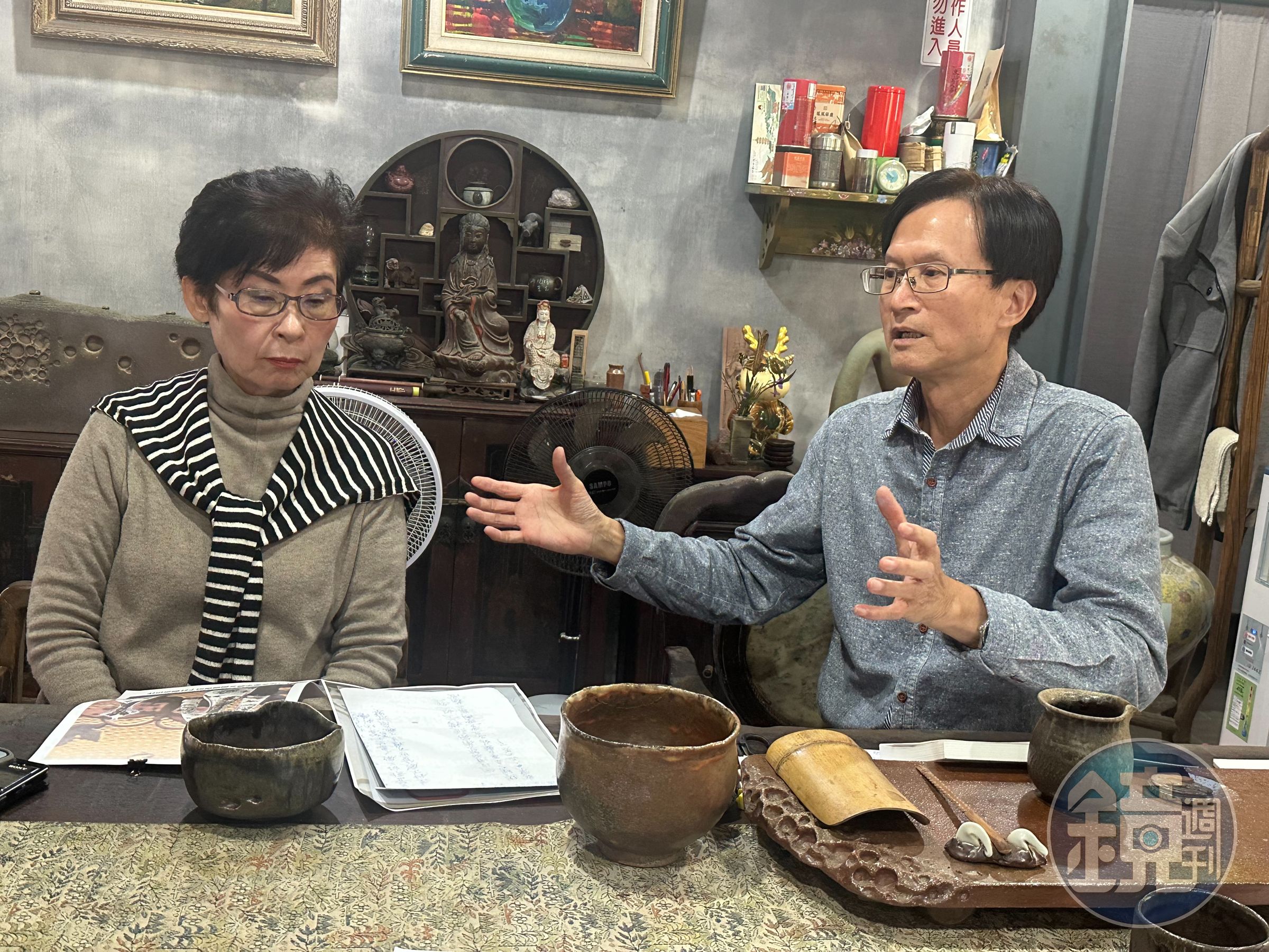 新竹陶藝家邱建清、許菊夫妻與被檢舉人許朝宗透過輿論筆戰，雙方針鋒相對。