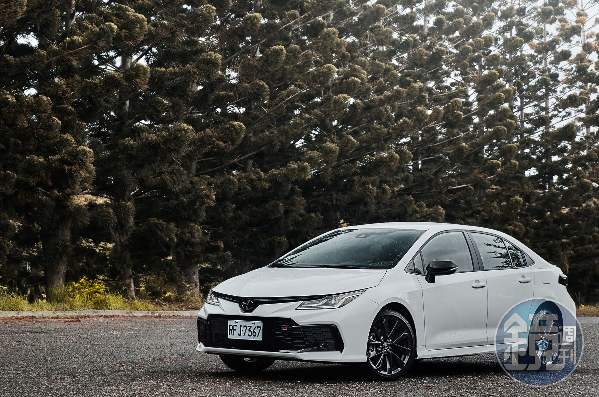 小改款Corolla Altis GR Sport 2.0提昇的不僅是心靈馬力，首次下放到國產化車款的新一代引擎與變速箱亦讓她戰力大增，開起來更有動感。