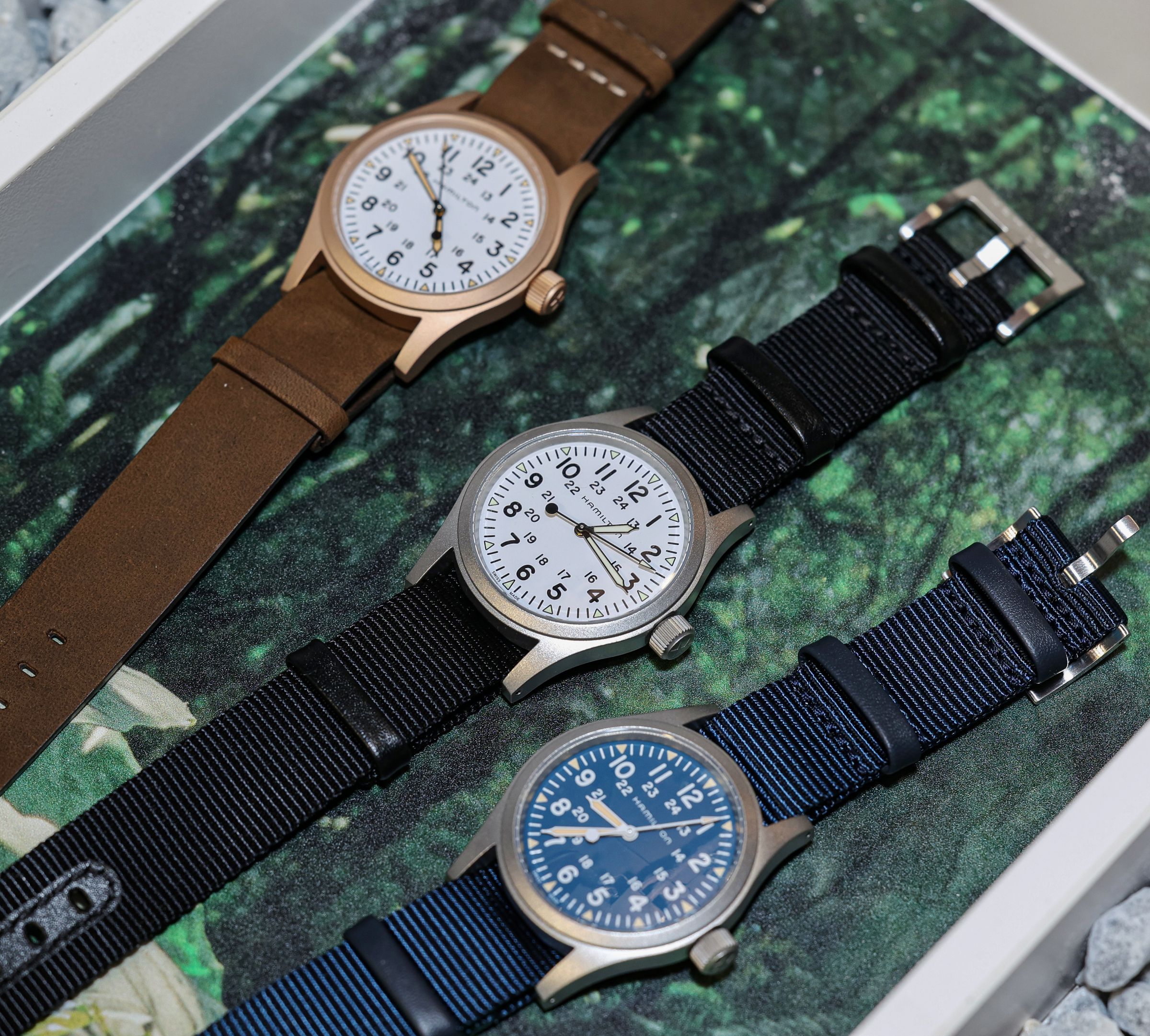 今年推出三款陸戰機械錶款 Mechanical Bronze，有青銅材質與不鏽鋼材質兩種不同材質的錶殼，分別搭配皮質與尼龍錶帶，帥氣百搭不分男女都很合適。