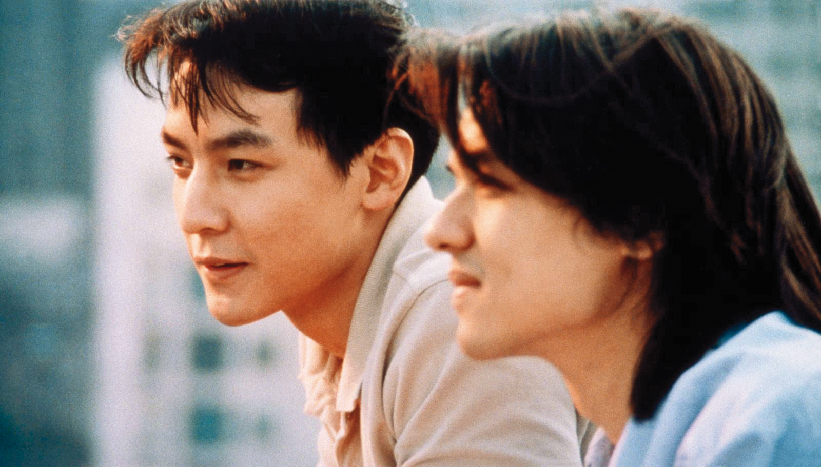 吳彥祖(左)和馮德倫(右)主演的《美少年之戀》,簡直是BL電影天花板。(翻攝自網路)