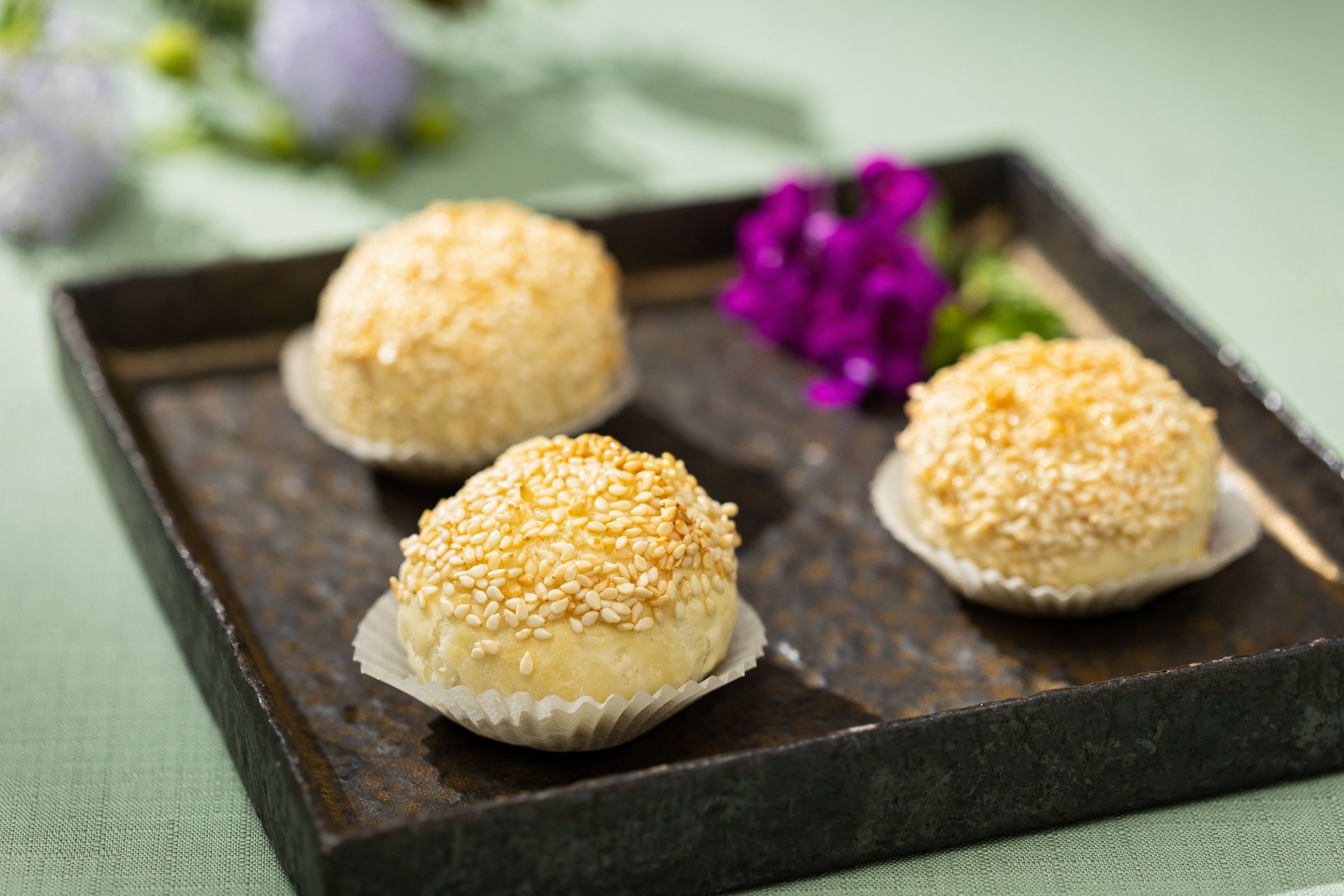 結合中式酥餅與西式餡料,酥香誘人的「鮪魚酥餅」。