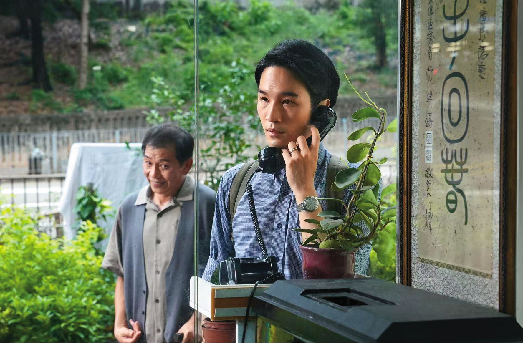 銀河映像第一部劇集《三命》由蘇家樂（右）、袁富華（左）等主演。（翻攝自銀河映像Milkyway Image臉書）