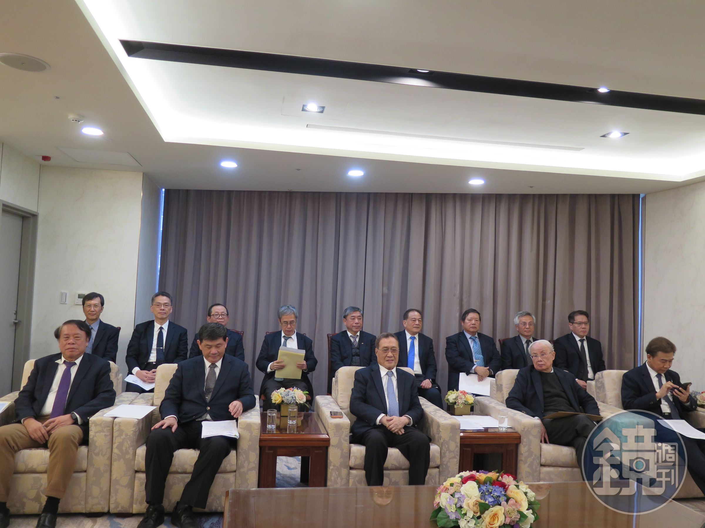 台塑集團3月12日舉行記者會，首次全數由高階經理人出席。