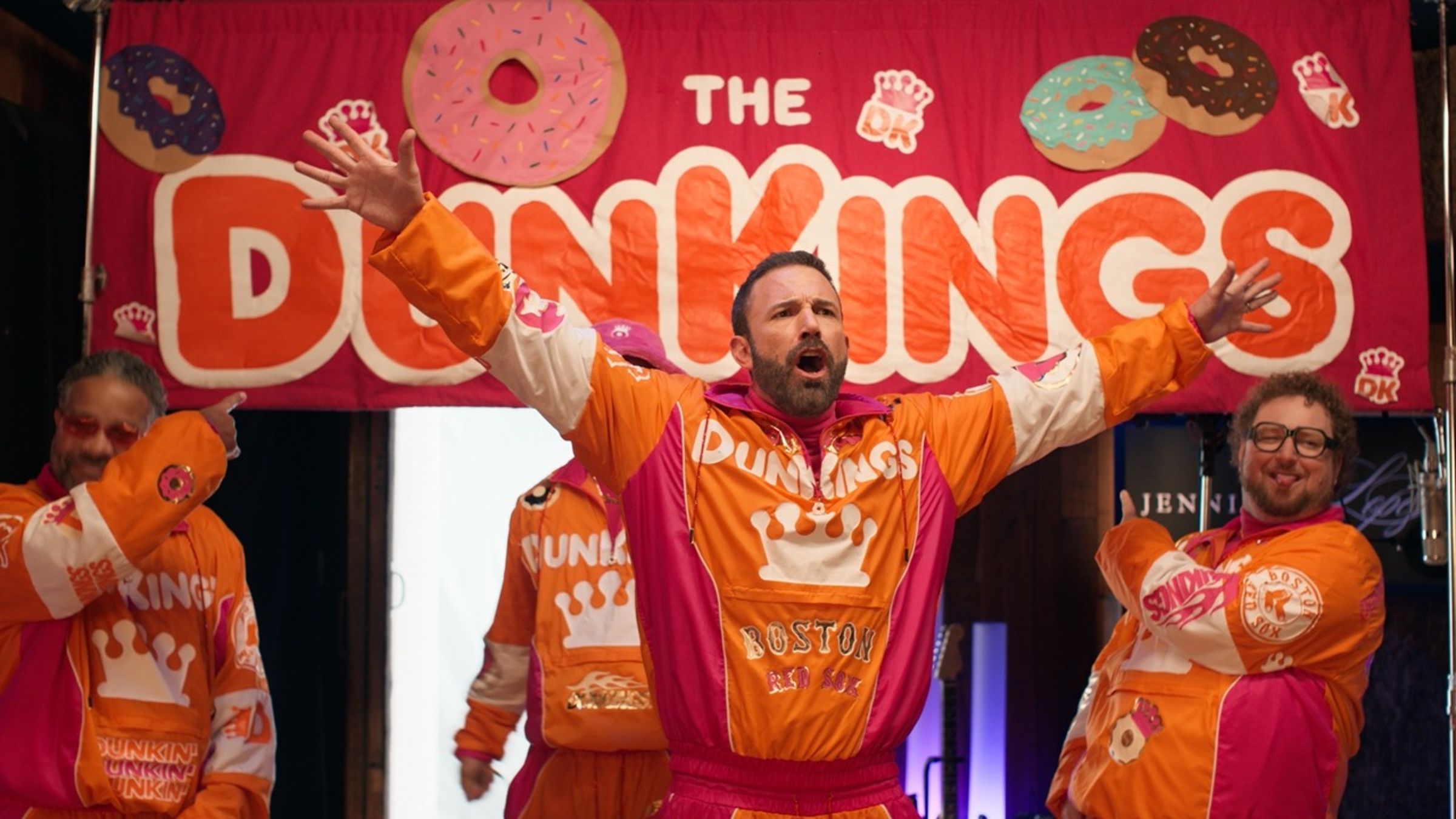班艾佛列克打算效法老婆,也要進軍歌壇當個唱跳歌手。(Dunkin’提供)