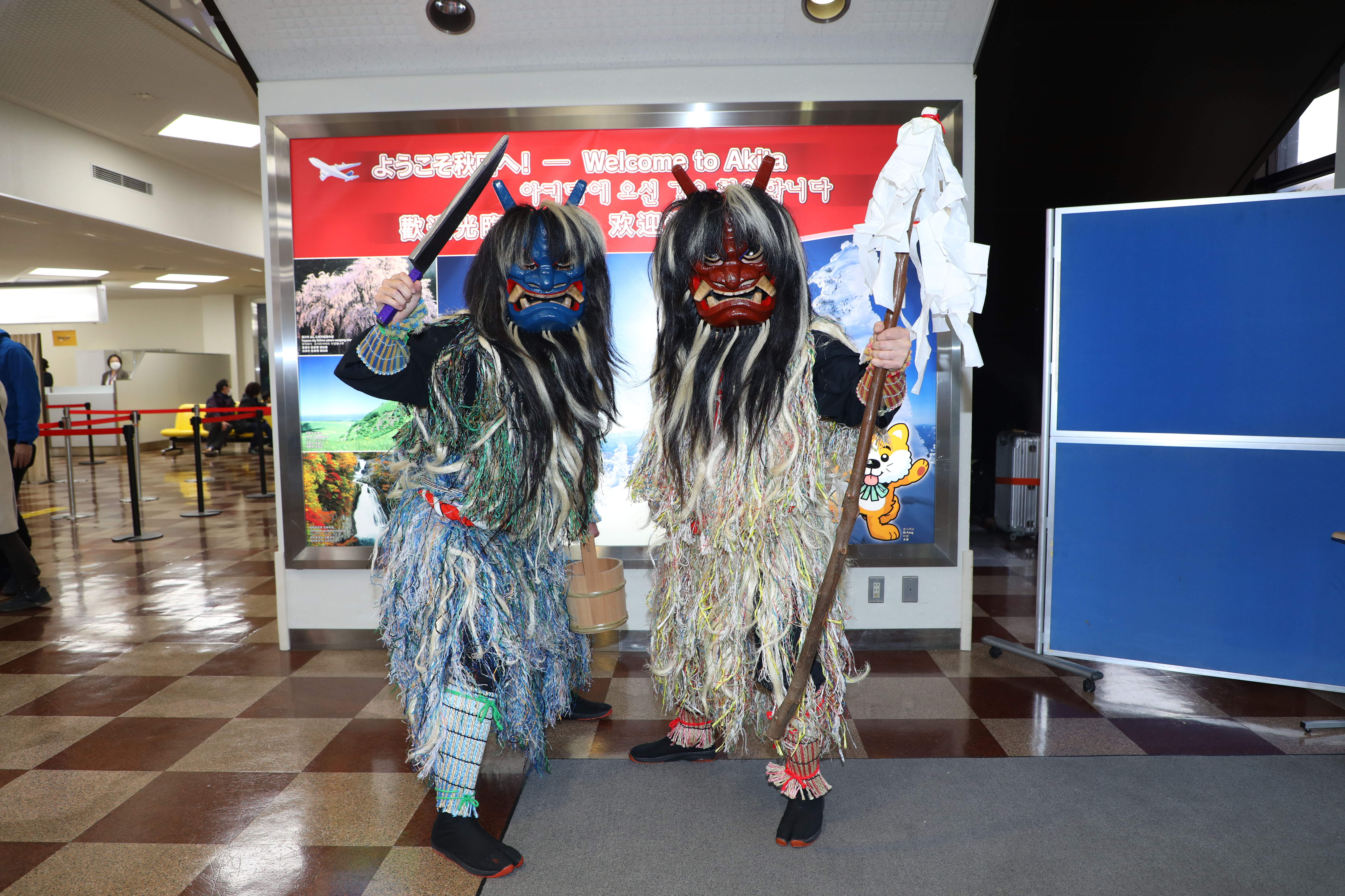 戴著猙獰面具的「生剝鬼」是秋田特殊民俗傳統，在當地旅遊時經常能看見。