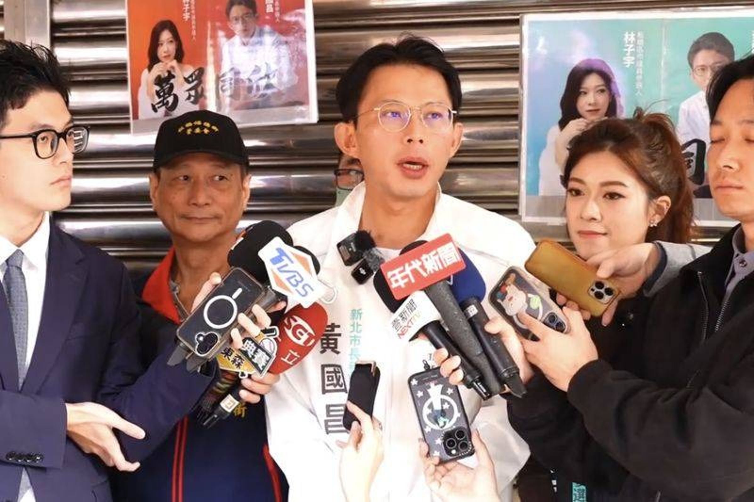黃國昌今日受訪表示，有信心讓自己成為新北最好的選擇，目前就是盡力爭取代表在野陣營競選新北市長。（民眾黨提供）