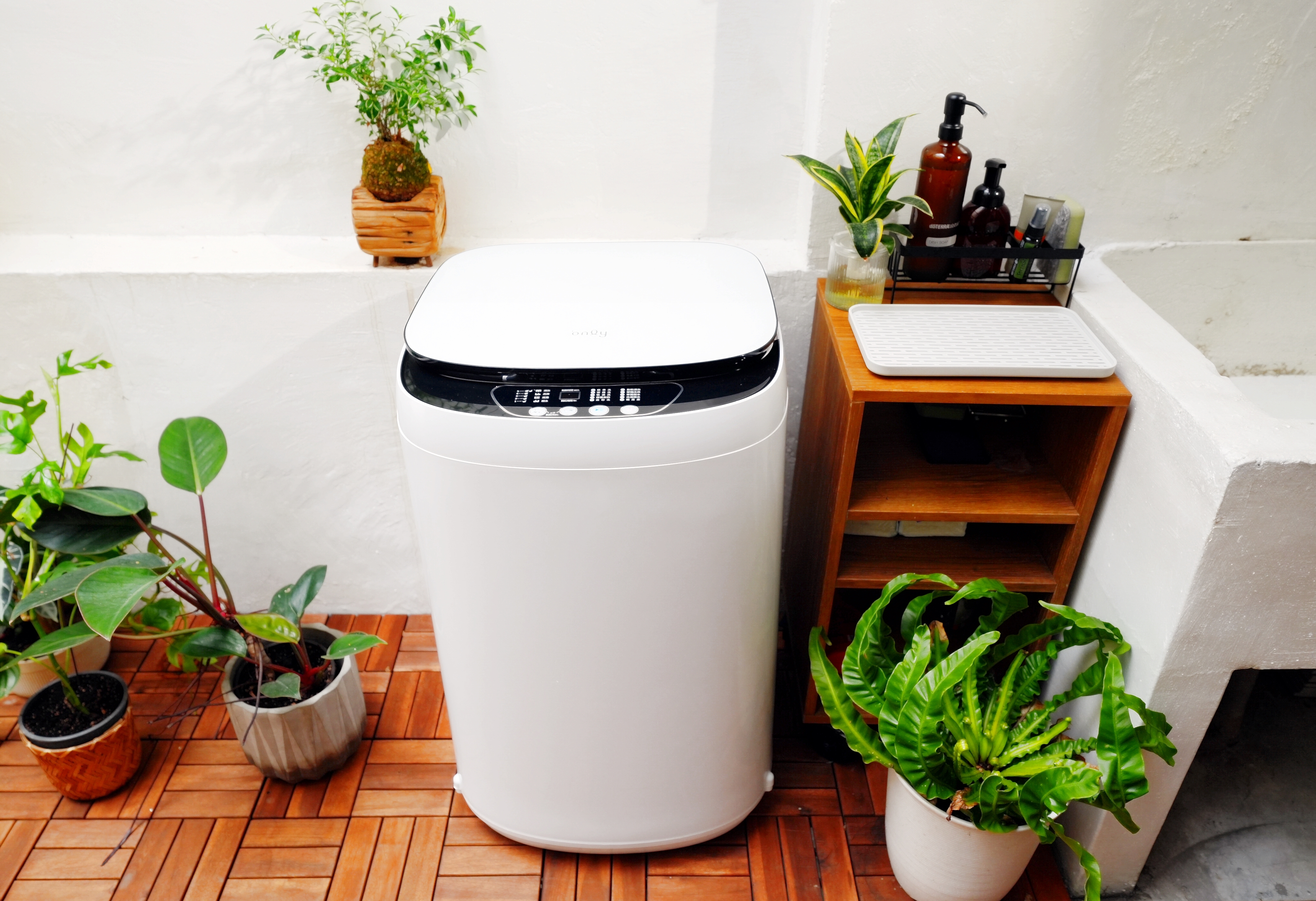 今天開箱「外宿族洗衣救星」only夢系列迷你洗衣機，省電、省水、省事，就是不省洗淨力，超級值得入手一台。