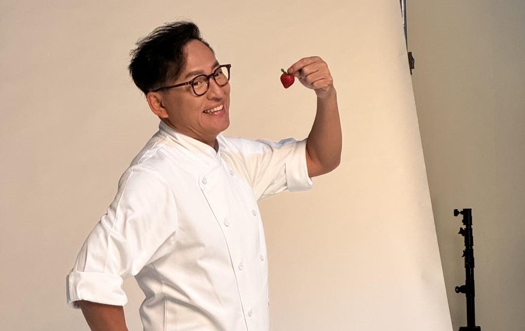 詹姆士開料理線上課程超強吸金力曝光。（翻攝自詹姆士臉書）