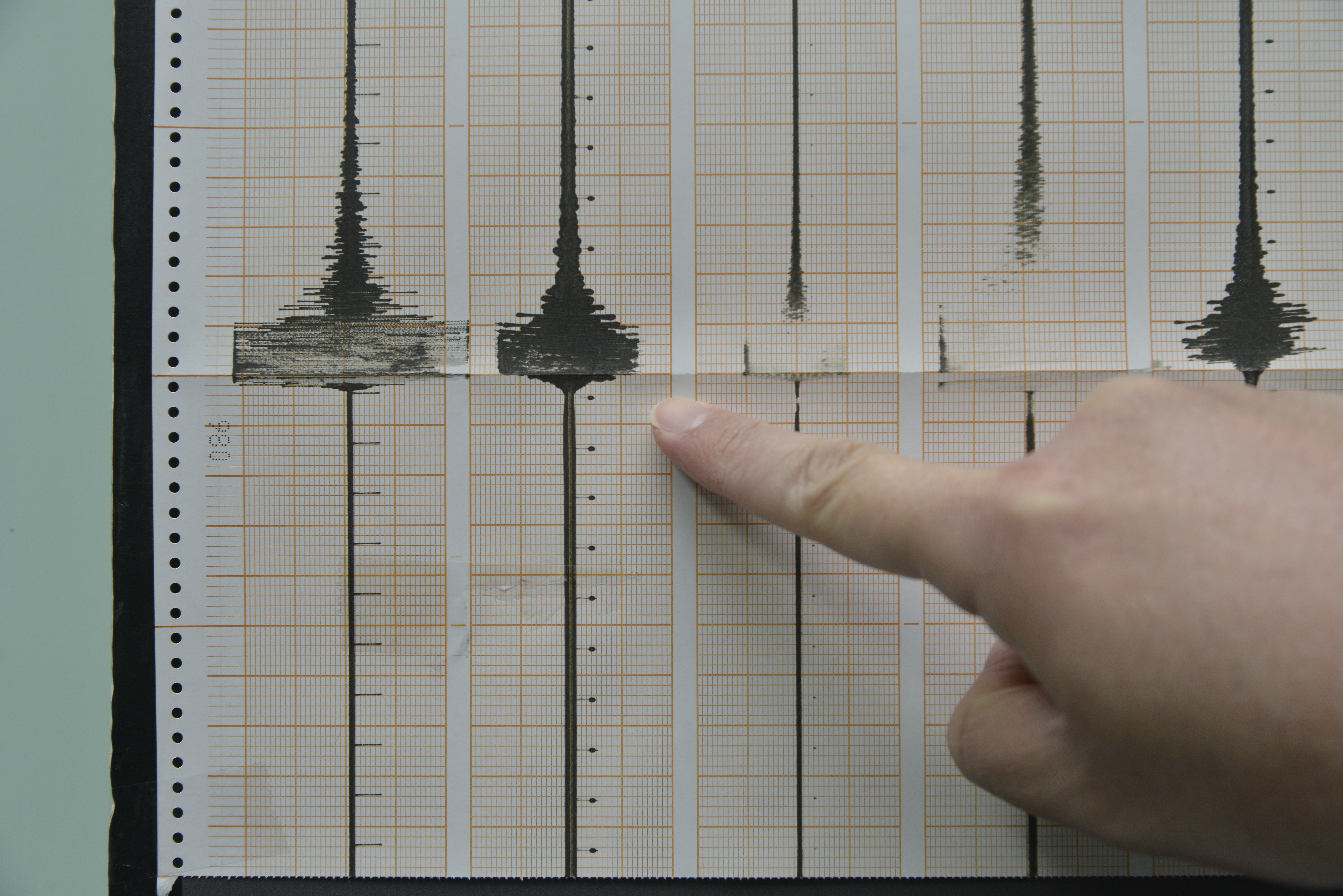 網路上瘋傳7/5將會發生大地震，引起許多民眾的恐慌，中央氣象署近日趁機進行防災宣導。（示意圖，本刊資料照）