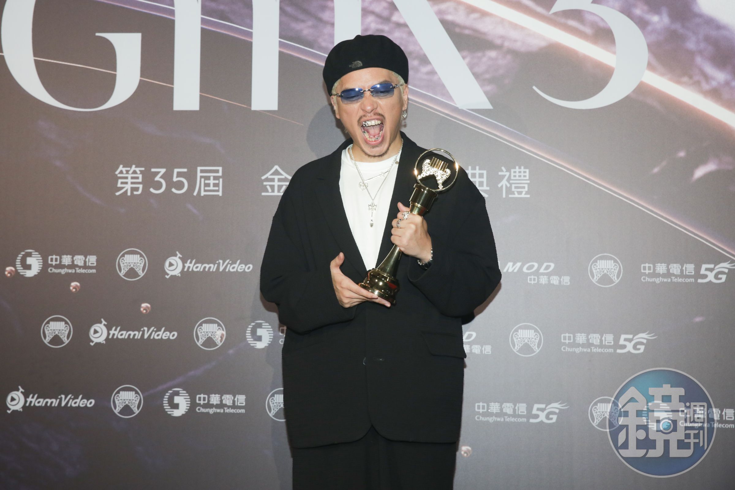 最佳裝幀設計獎吳建龍。