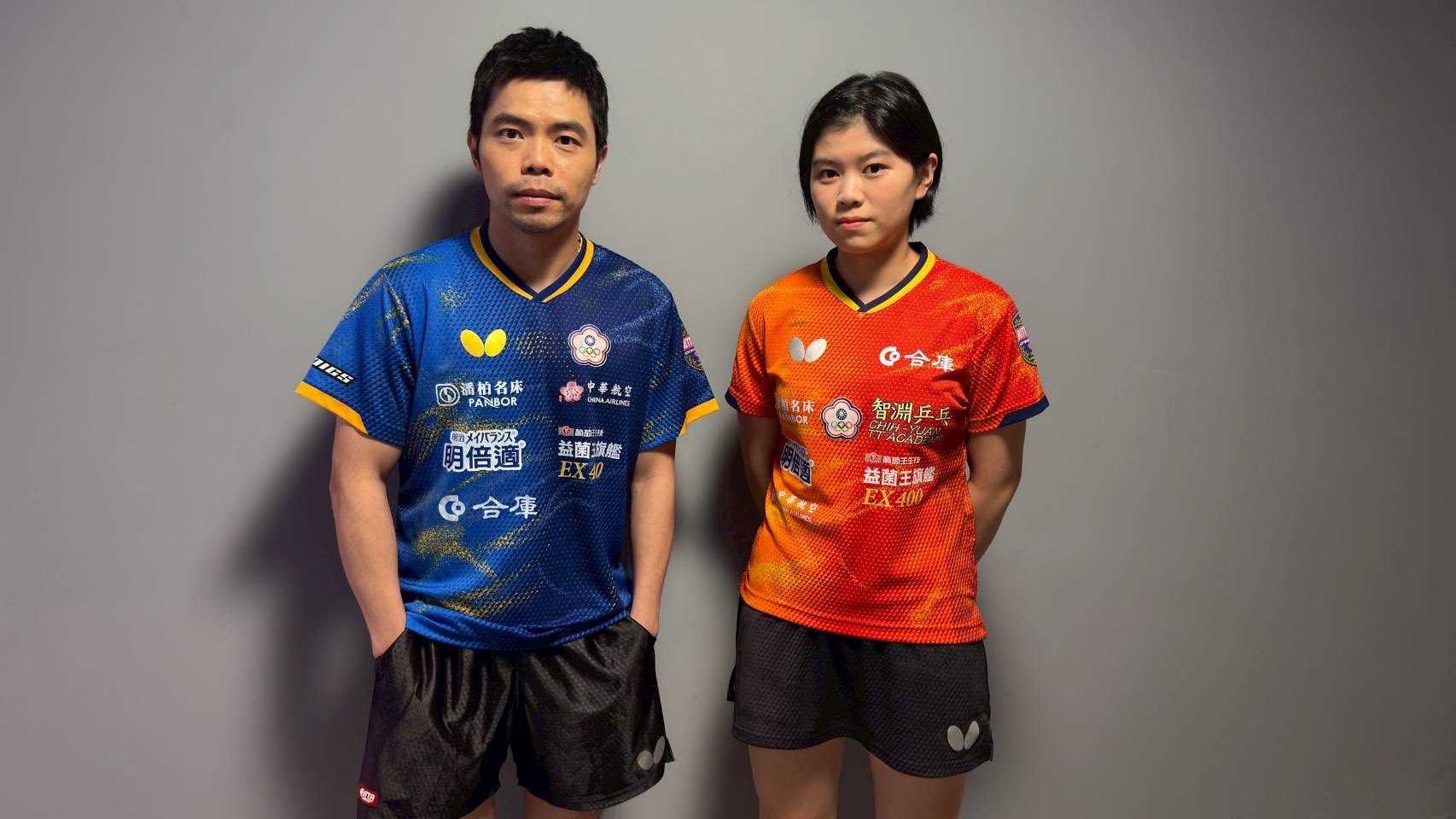 莊智淵愛徒葉伊恬（右）受邀參加WTT美國大滿貫賽資格遭桌協取消，體育署祭出重罰暫停桌協所有補助，並要求說明道歉。（翻攝自莊智淵臉書）