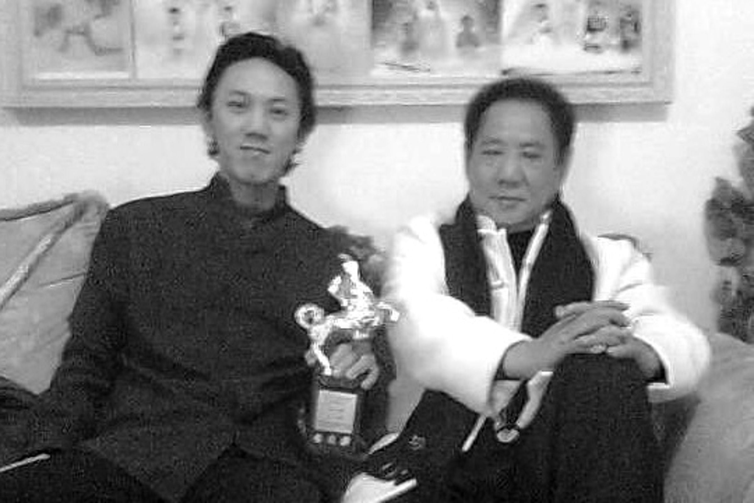 馬如龍兒子黃人龍昨日猝逝家中，享年49歲。（翻攝自黃詠淇臉書）