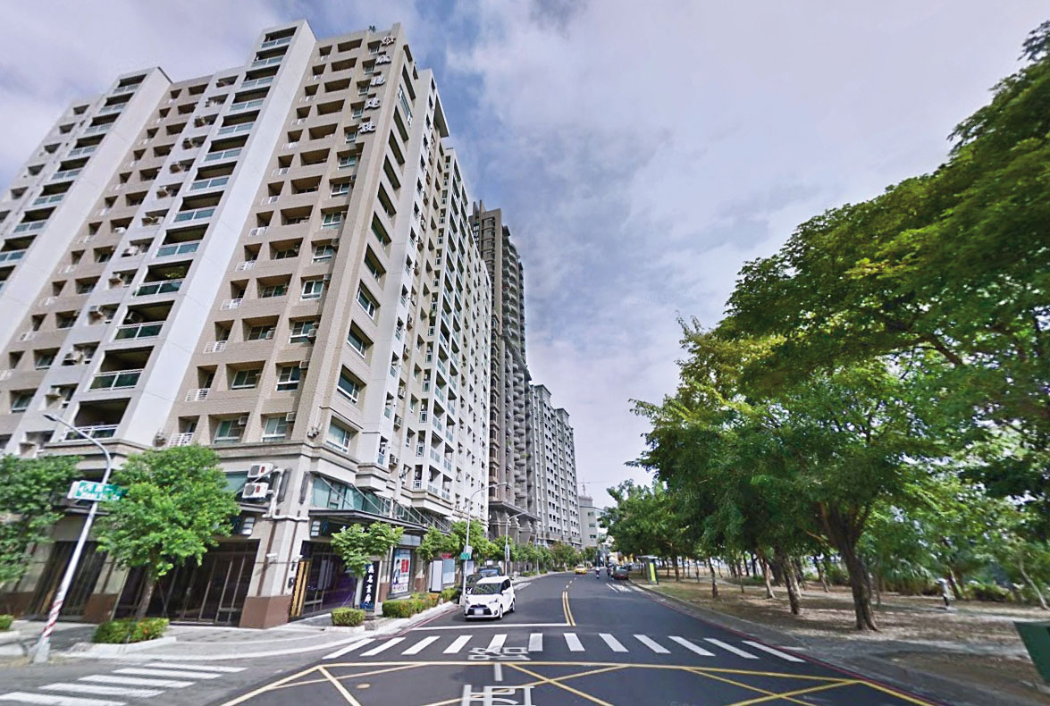 蔡政宜洗錢集團藏身高雄市區豪宅,原有2個水房,因業績太好增至7個。(翻攝Google Maps)