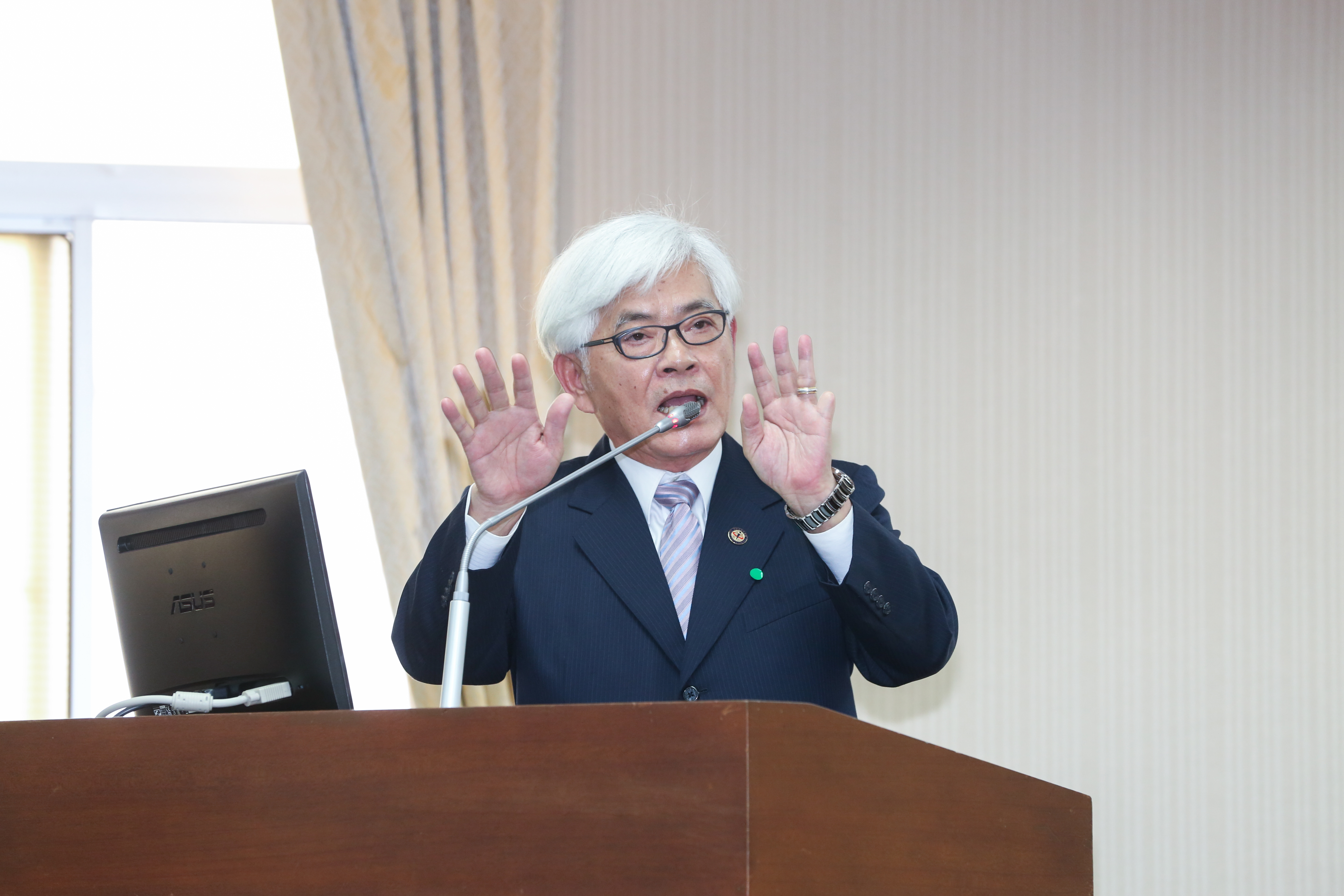 罷免投票日萬一遇上颱風，李進勇說中選會有2解方。（本刊資料照）