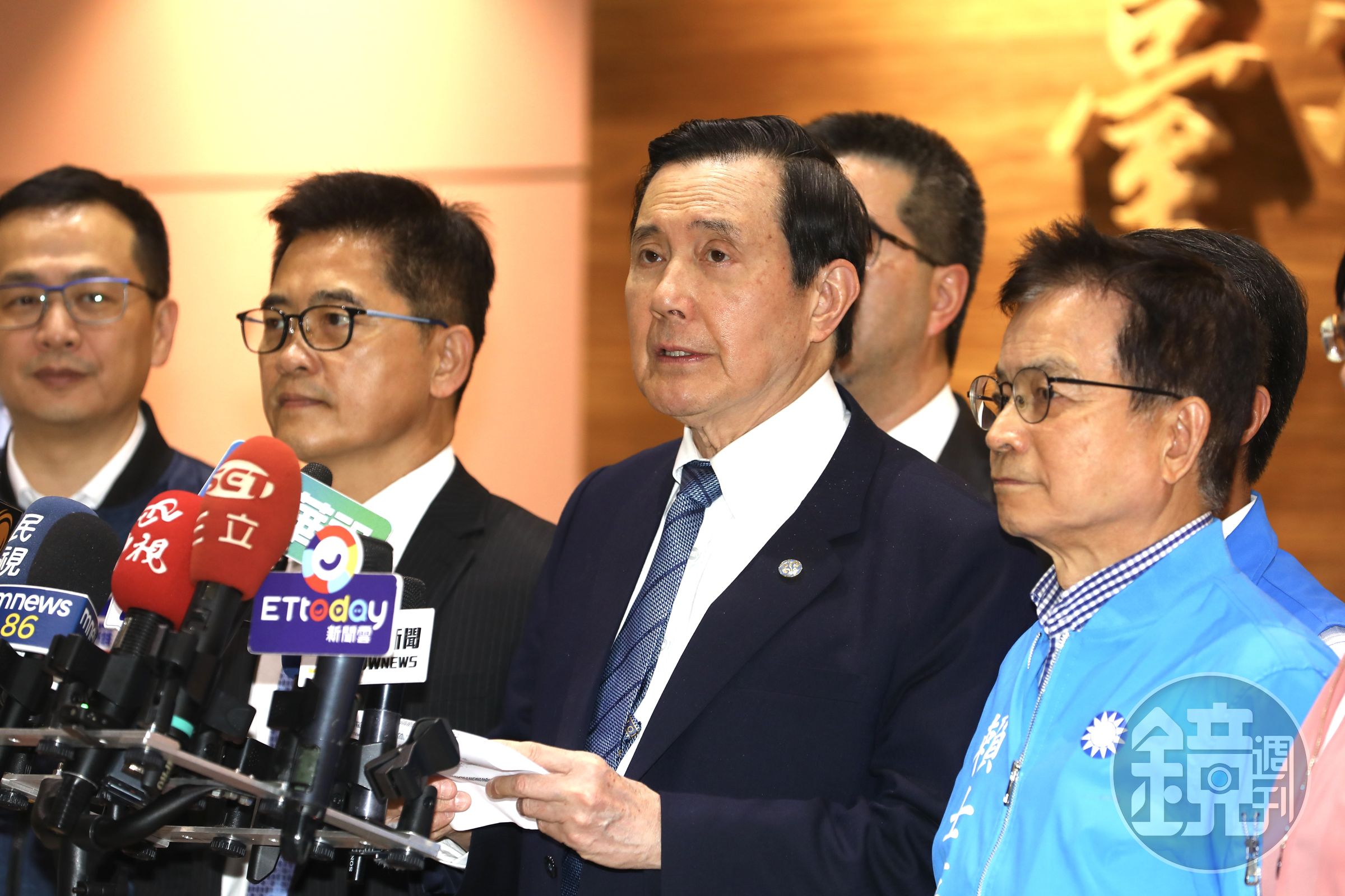 馬英九今日於機場發表談話,再次將「中華民族」說成「中華民國」。