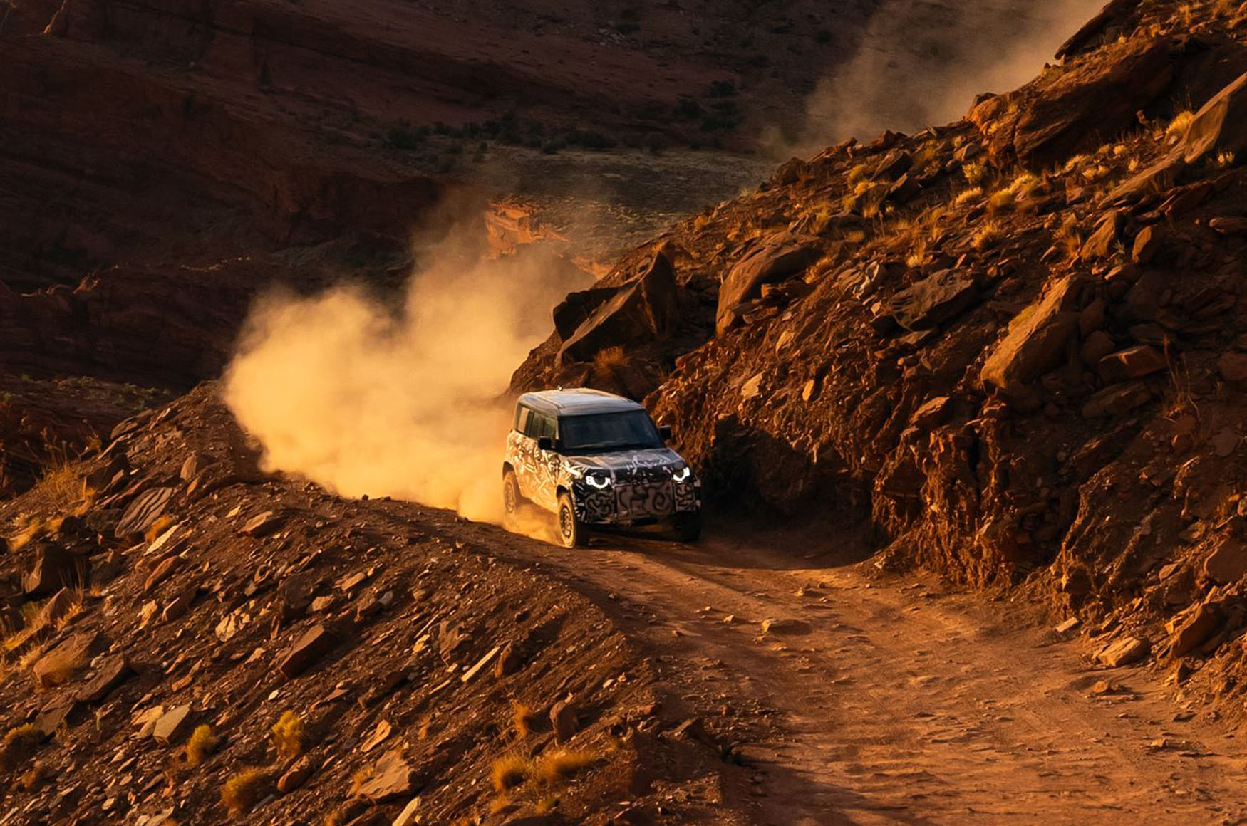 【預售開跑】新疆界的征服者！Defender OCTA在挑戰中尋找奢華的意義