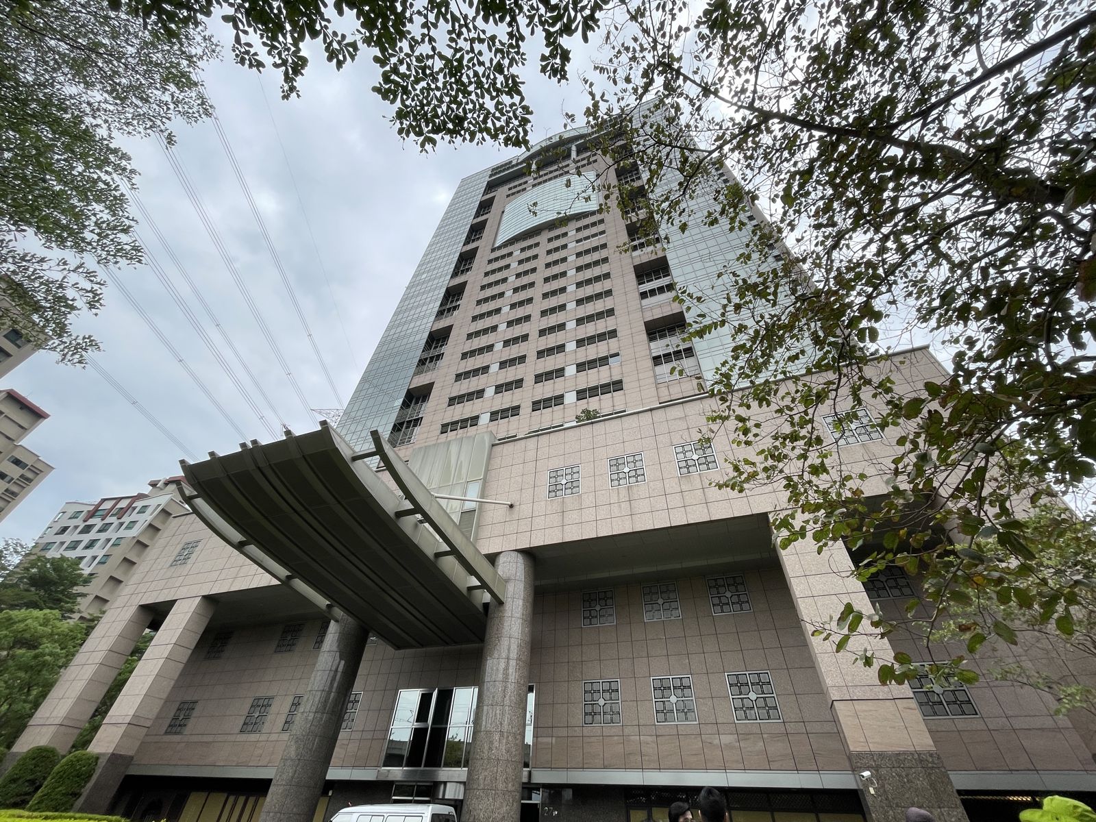 不動產標的則遍布臺北市與新北市，涵蓋住宅與商辦，適合不同需求的買家。（士林分署提供）