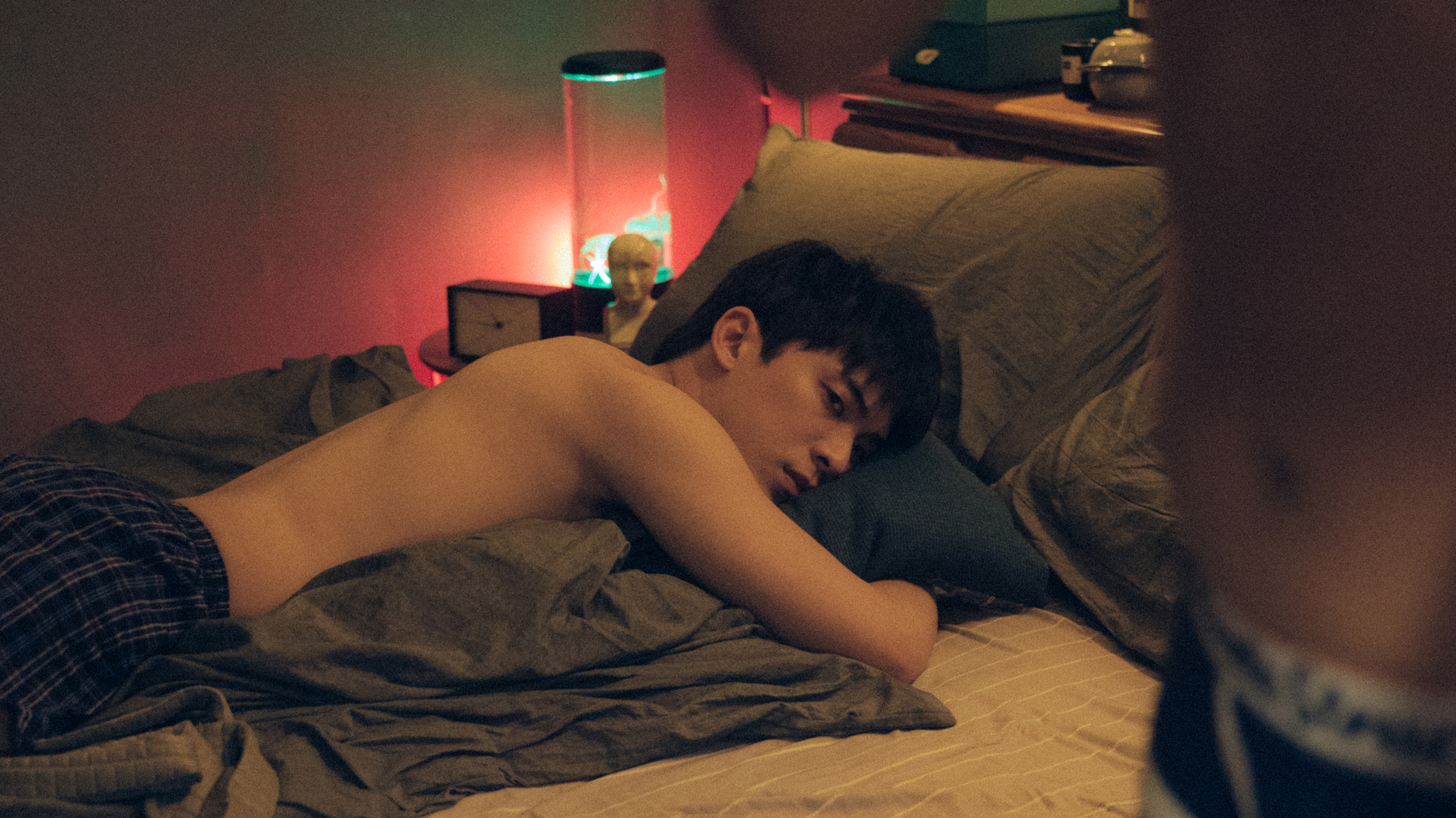 林哲熹於《愛愛內含光》再度挑戰男同志。（Netflix提供）