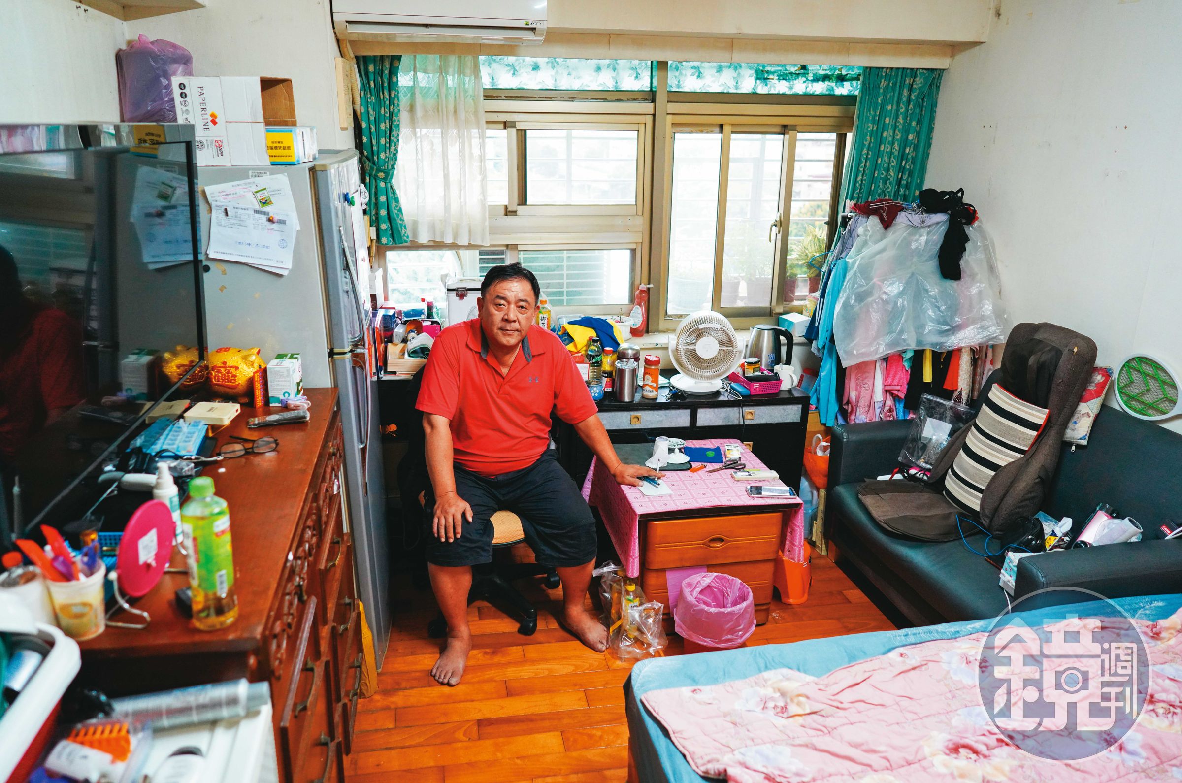 A powerful image hinting at the hidden dangers and pleasures of the night