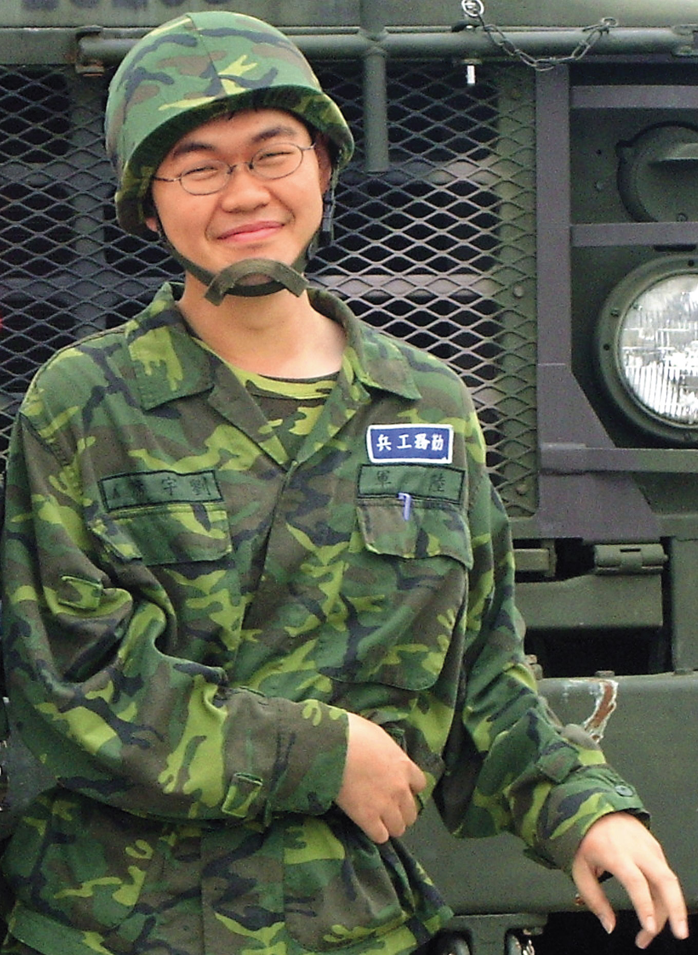 大學就公開出櫃的四叉貓，服役時也不曾隱藏自己，還在部落格寫軍中趣聞，頻頻被長官關注。（四叉貓提供）