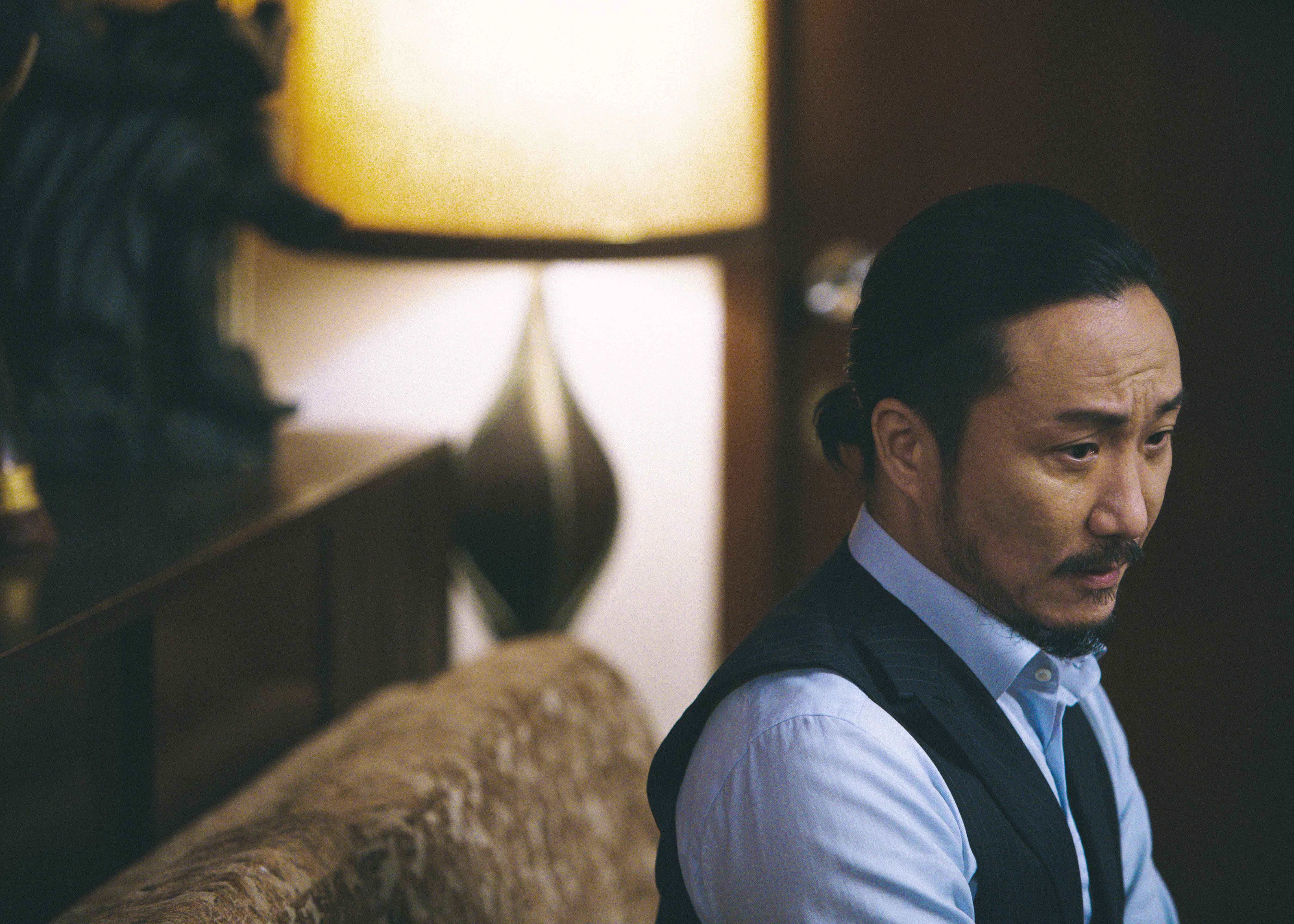 演員鄭中基在《年少日記》裡飾演嚴父且對家人施暴，一度讓他萌生辭演念頭。（光年映畫提供）