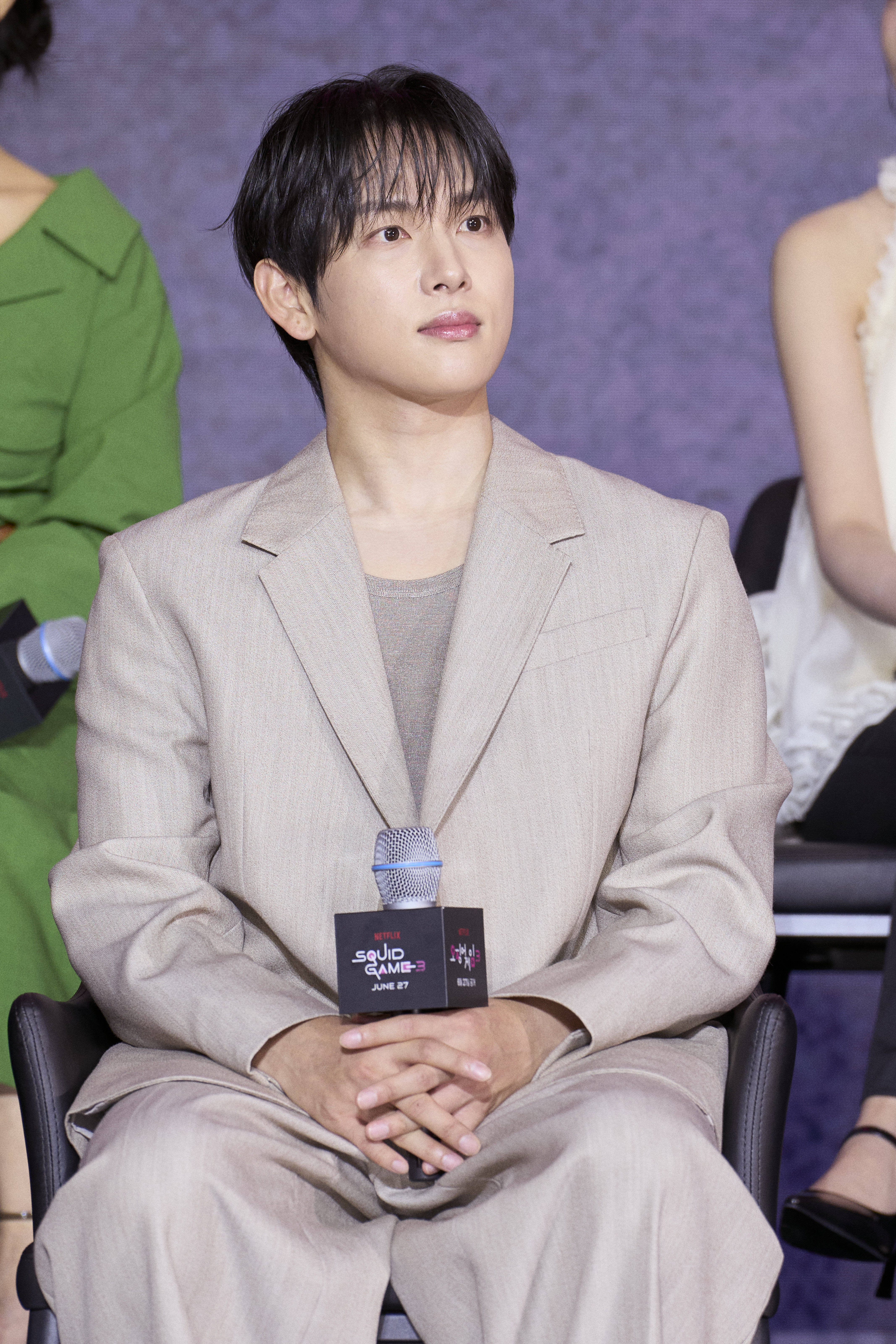任時完飾演很會算計的李名器，「但這回會跌得更慘一點（笑）。」（Netflix提供）