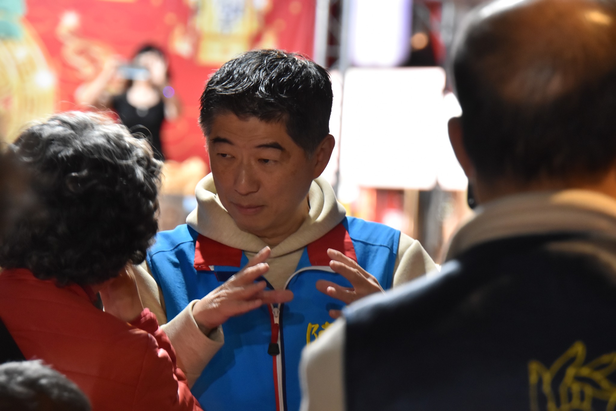 台北市議員陳炳甫表示,若案情均屬實,希望檢調盡快起訴,讓法院對虐嬰的姐妹予以重懲。(翻攝臉書)