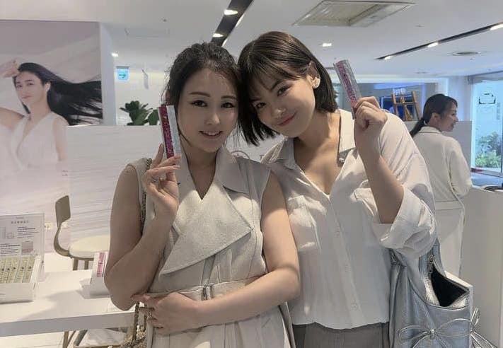 陳沂（右）與麻衣（左）是好友。（翻攝陳沂臉書）