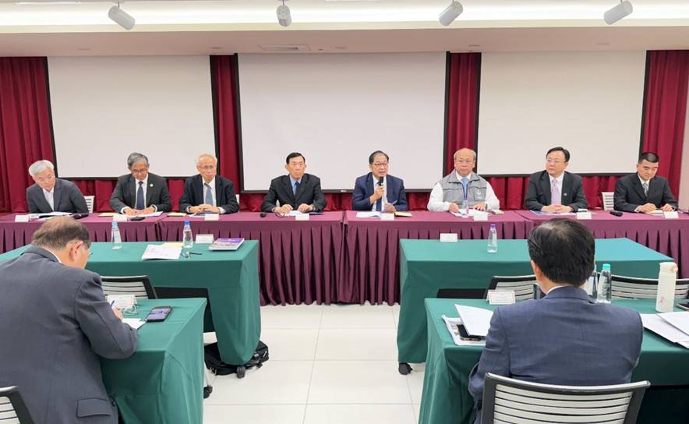 最高檢下令請檢、警、調等全力查緝,嚴正究辦聚眾滋擾或賄選行為,積極防止黑道及境外勢力介入,穩定投票行為並確保民主成果。 (最高檢提供)
