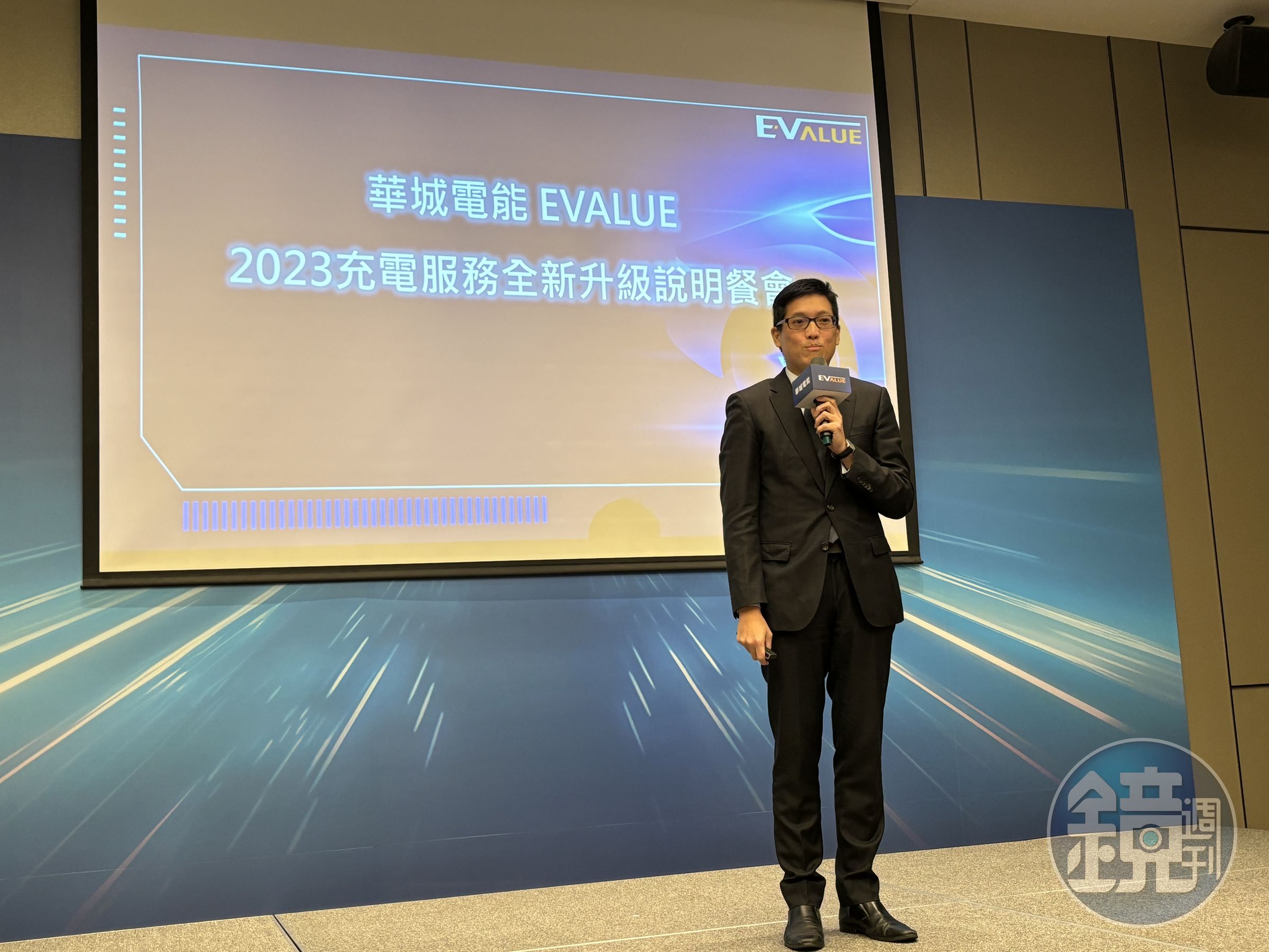 華城電能執行長許逸晟表示,2024年公司計畫將DC樁再增設至110座, AC樁再增設至800座,持續擴大全台充電網絡。