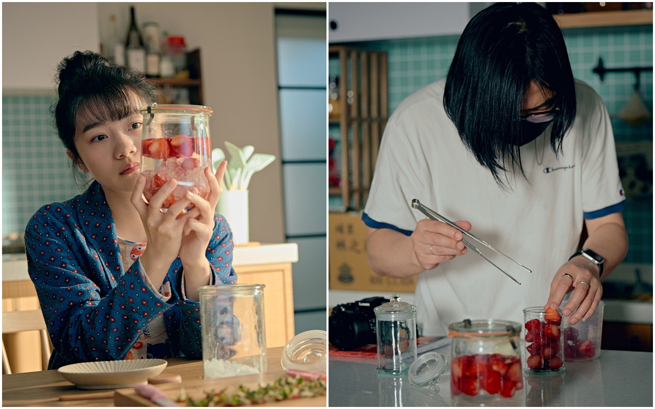 李玲葦（左）在《好好的吃飯》中釀製的水果酒，皆出自製作人張世傑（右）之手。（公視+提供）