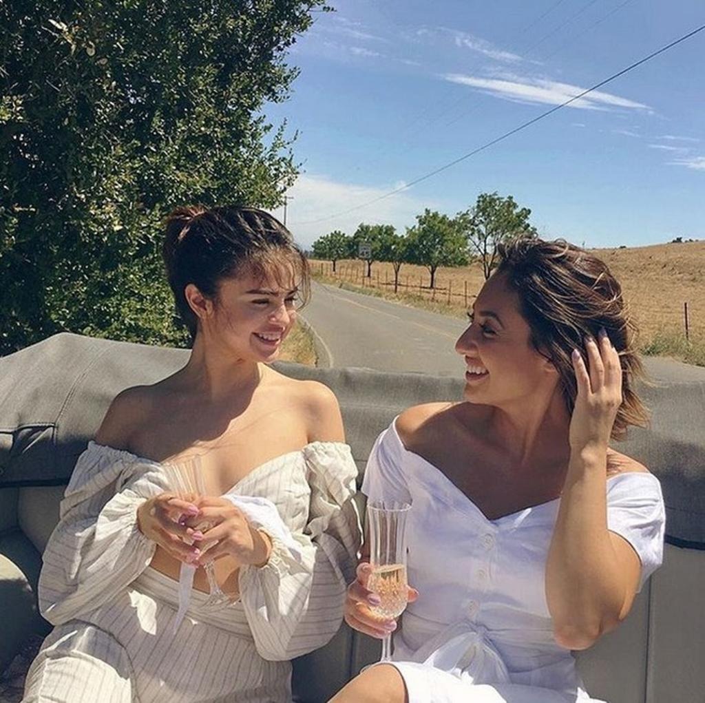 席琳娜和法蘭西亞曾是形影不離的好朋友。（翻攝selenagomez IG）