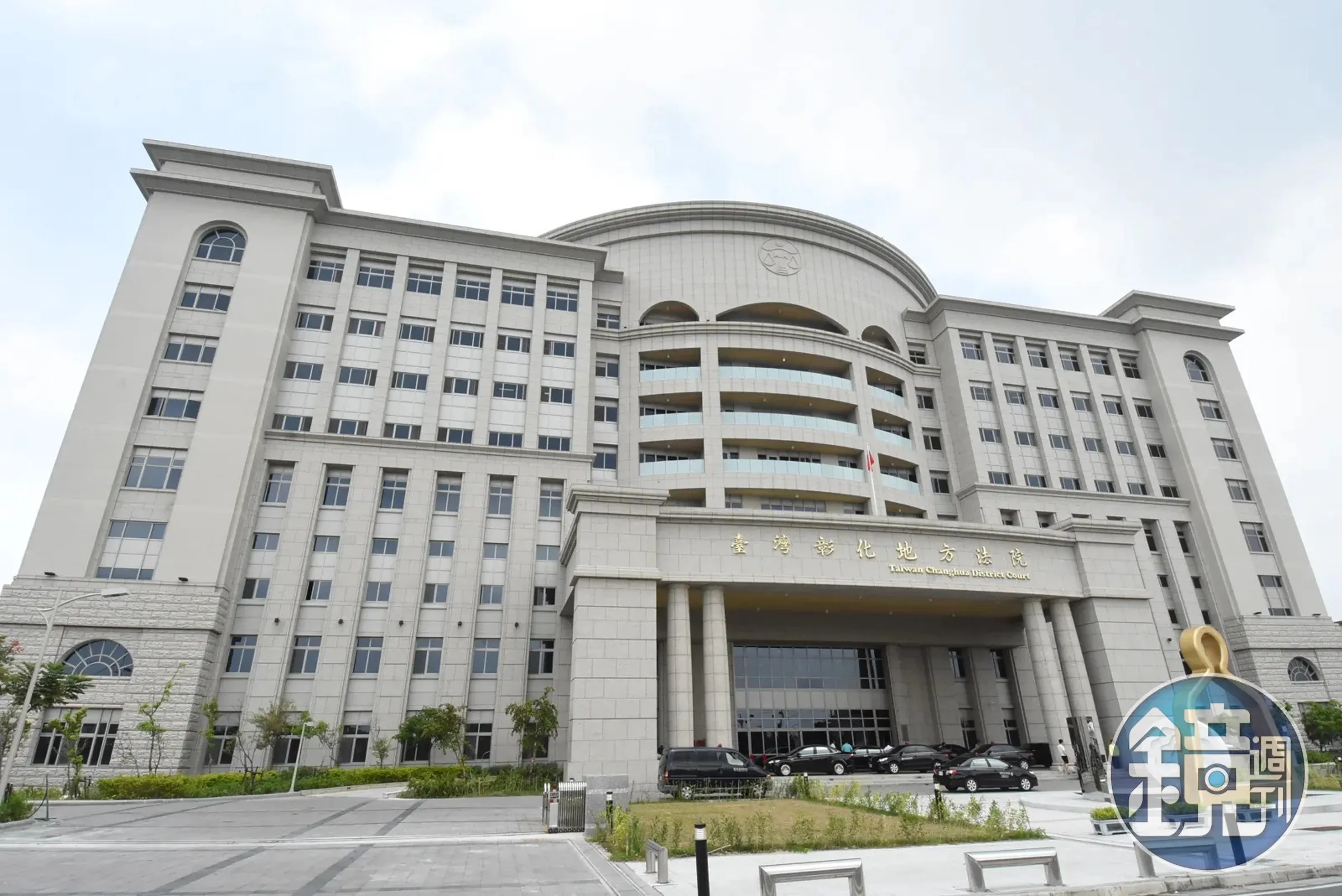 女患者控婦科醫「未戴手套摸私密處30秒」 二審無罪!法官卻罕見留重話
