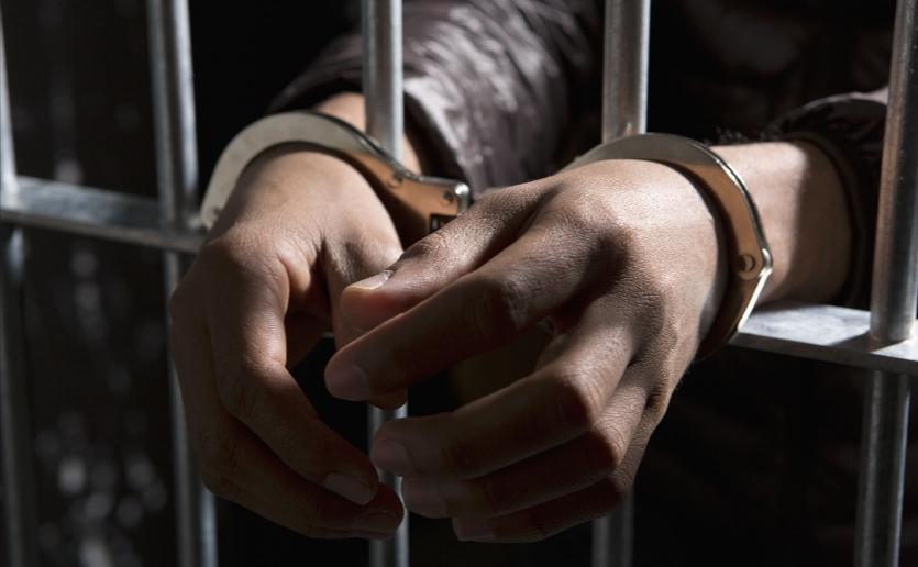 李姓男子去年間至法務部某矯正機構執行，對同舍房的舍友伸狼爪。（示意圖，翻攝CFP）