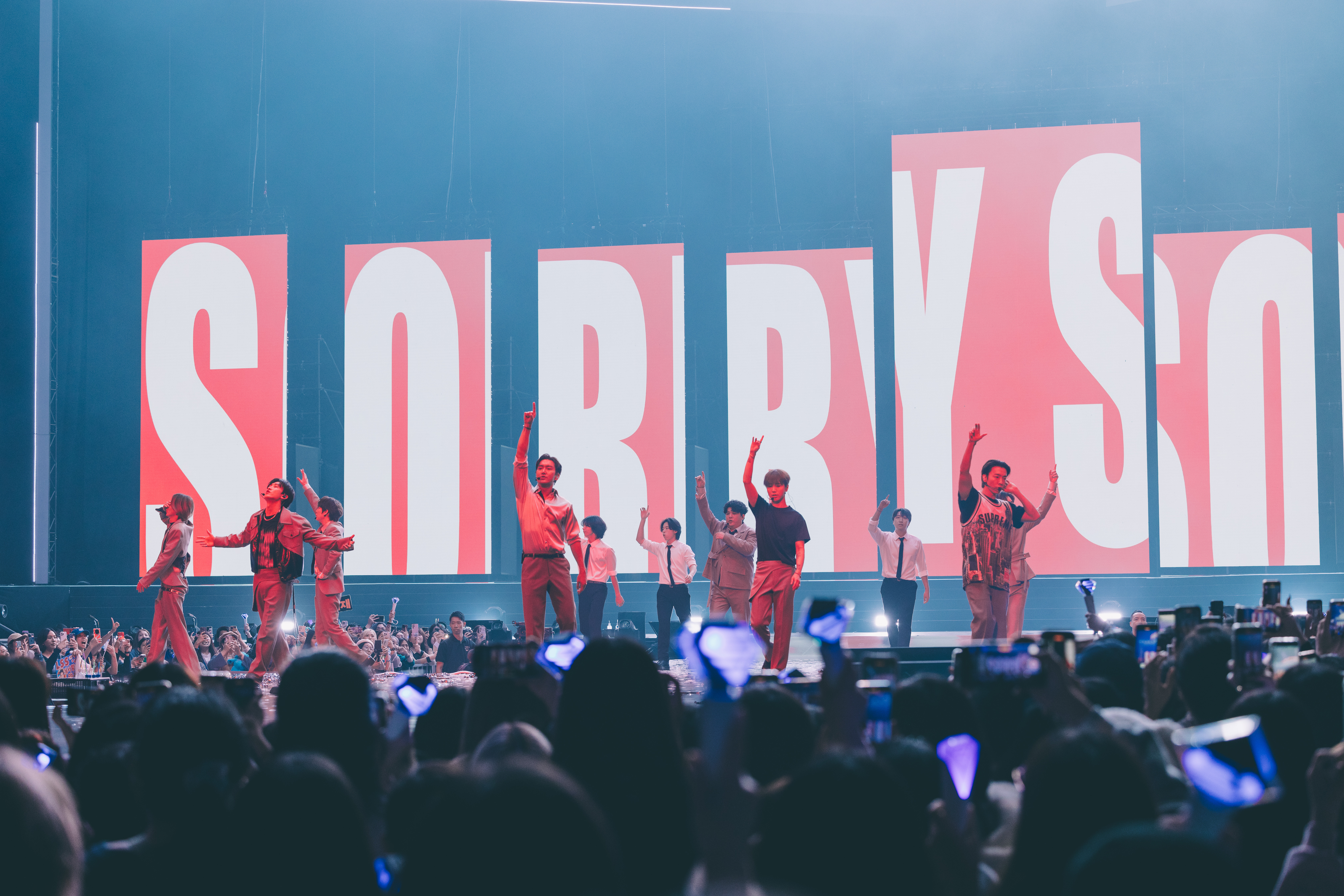 UPER JUNIOR週日（28日）在高雄舉辦第二場粉絲派對，約3小時結束。（讀者提供）