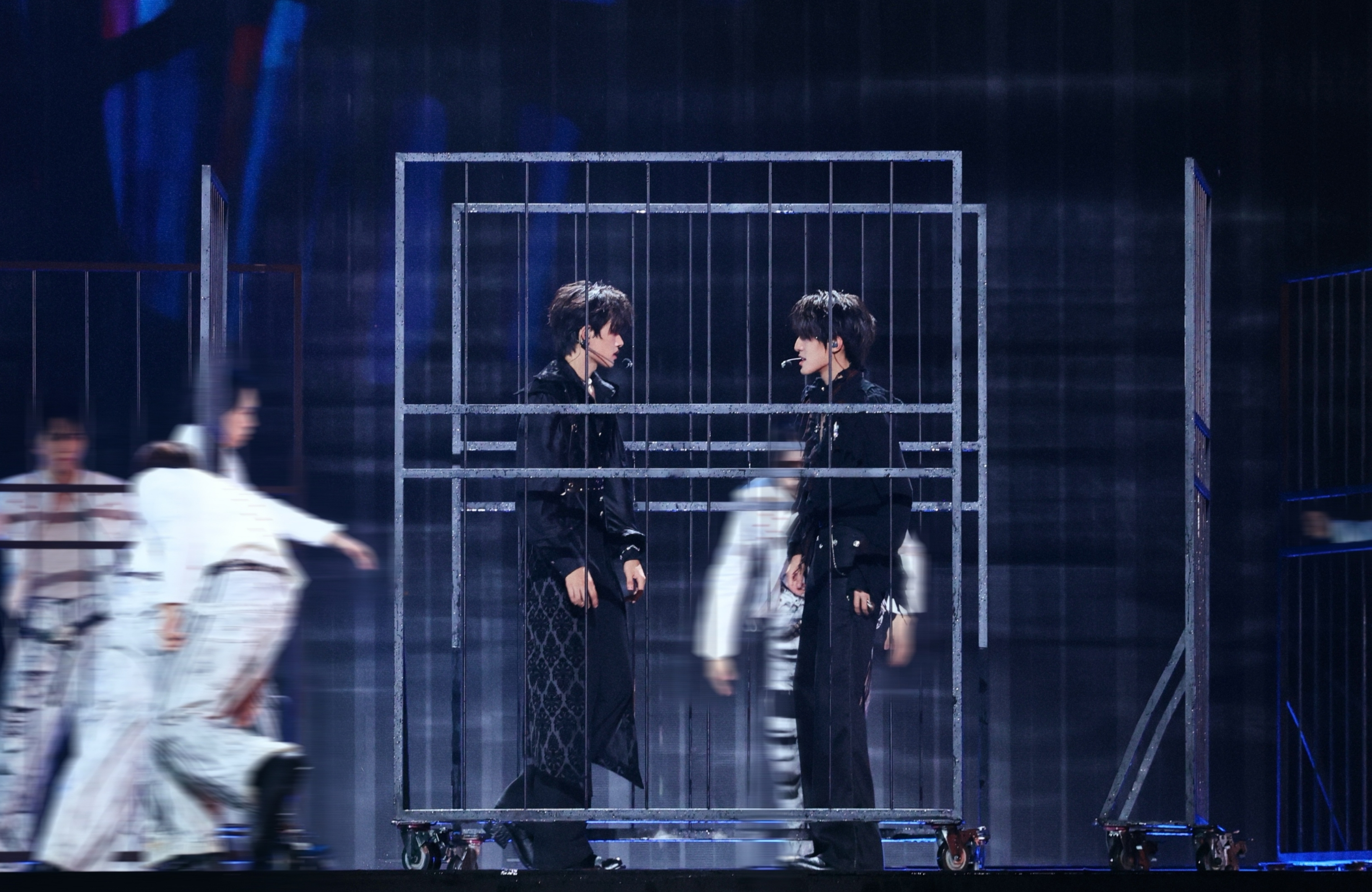 TOP登陸少年於8月底在徐州舉辦4場演唱會，9月11日後，TOP登陸少年與同公司歌手許多相關演出均傳出異動。（翻攝TOP登陸少年微博）