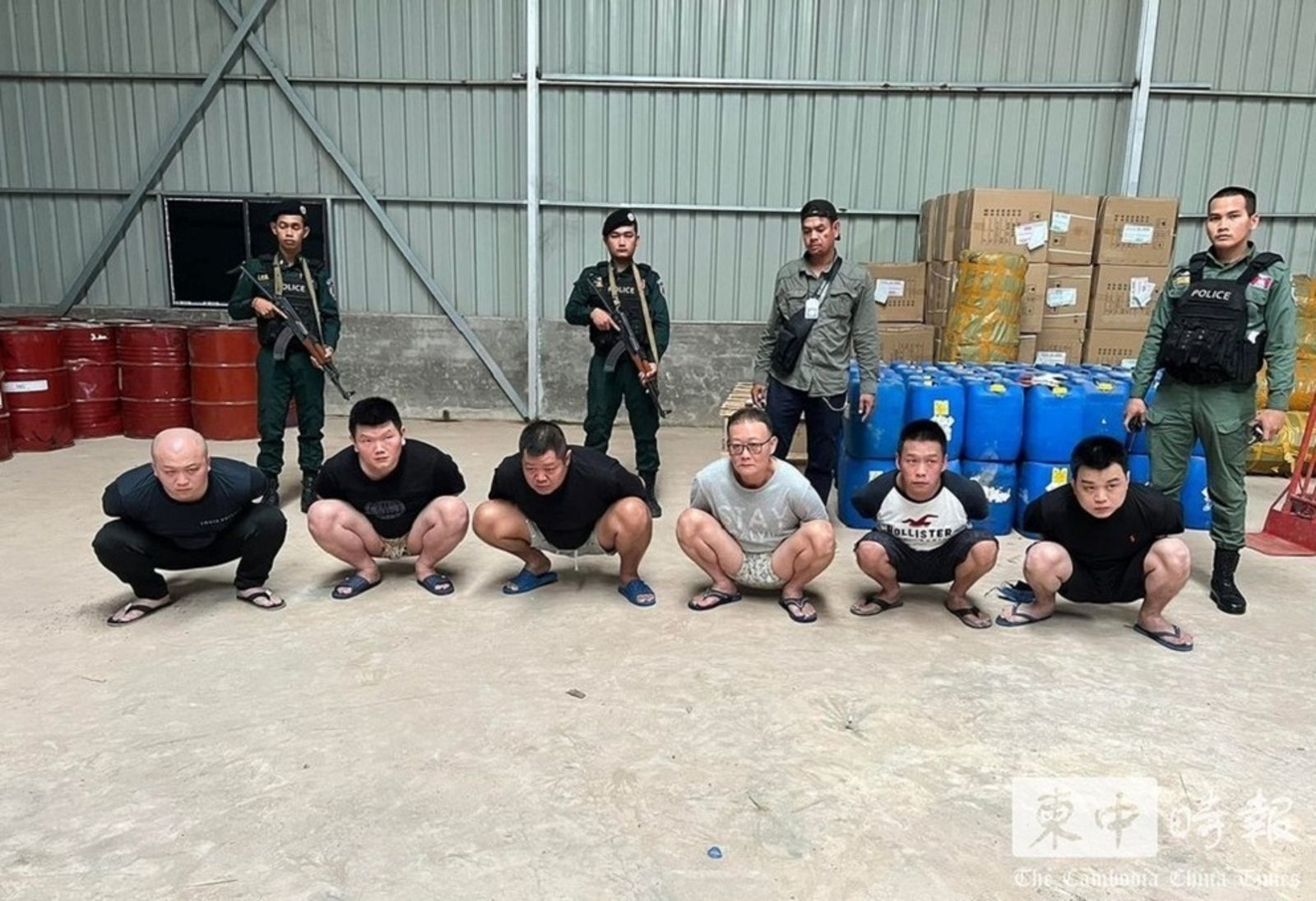 柬埔寨警方破獲14噸毒品案件,經過2年多審理後,10位台灣男子遭判終身監禁。(翻攝自柬中時報)